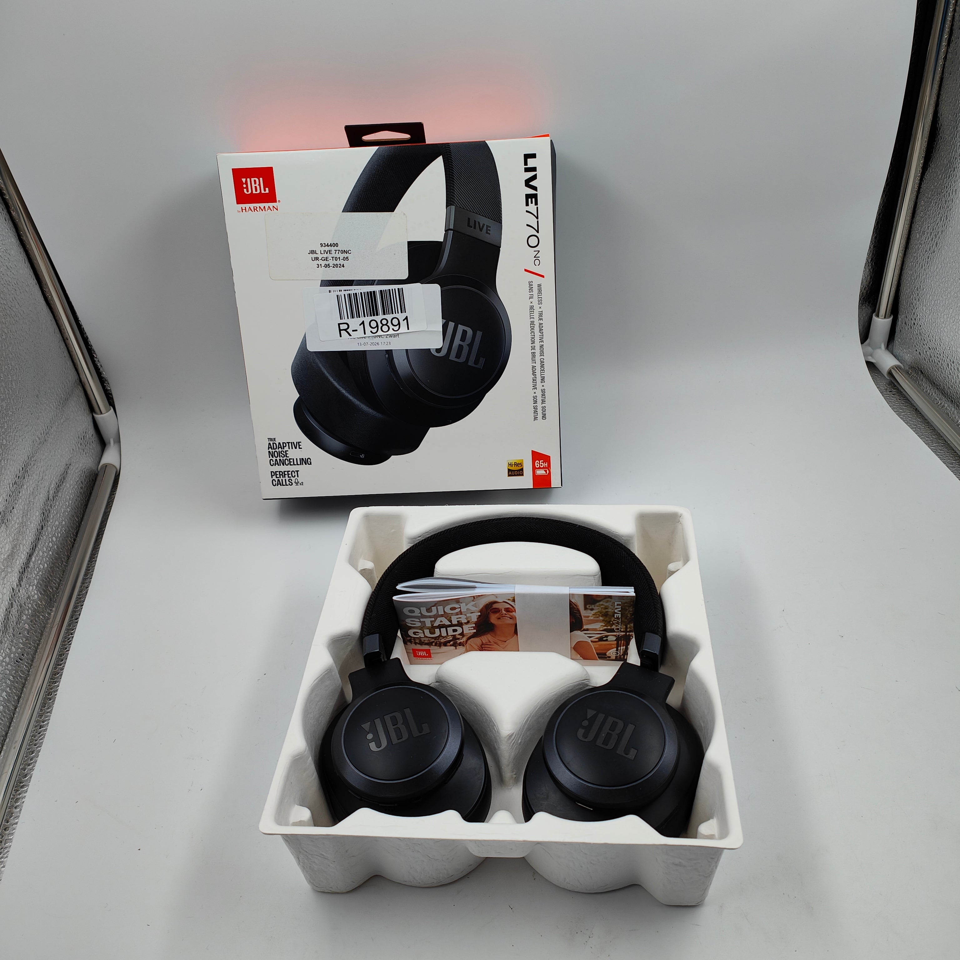 JBL Live 770NC Zwart
