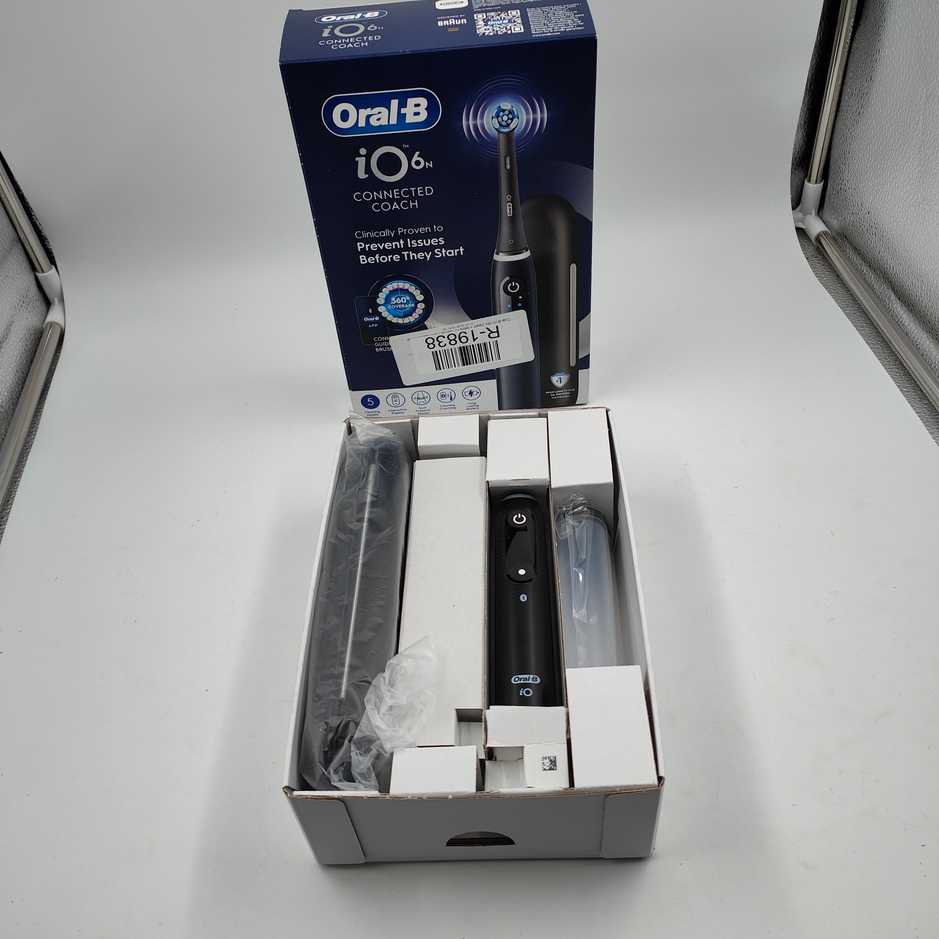 Oral-B iO 6N Noir + tête de brosse iO Gentle Care supplémentaire
