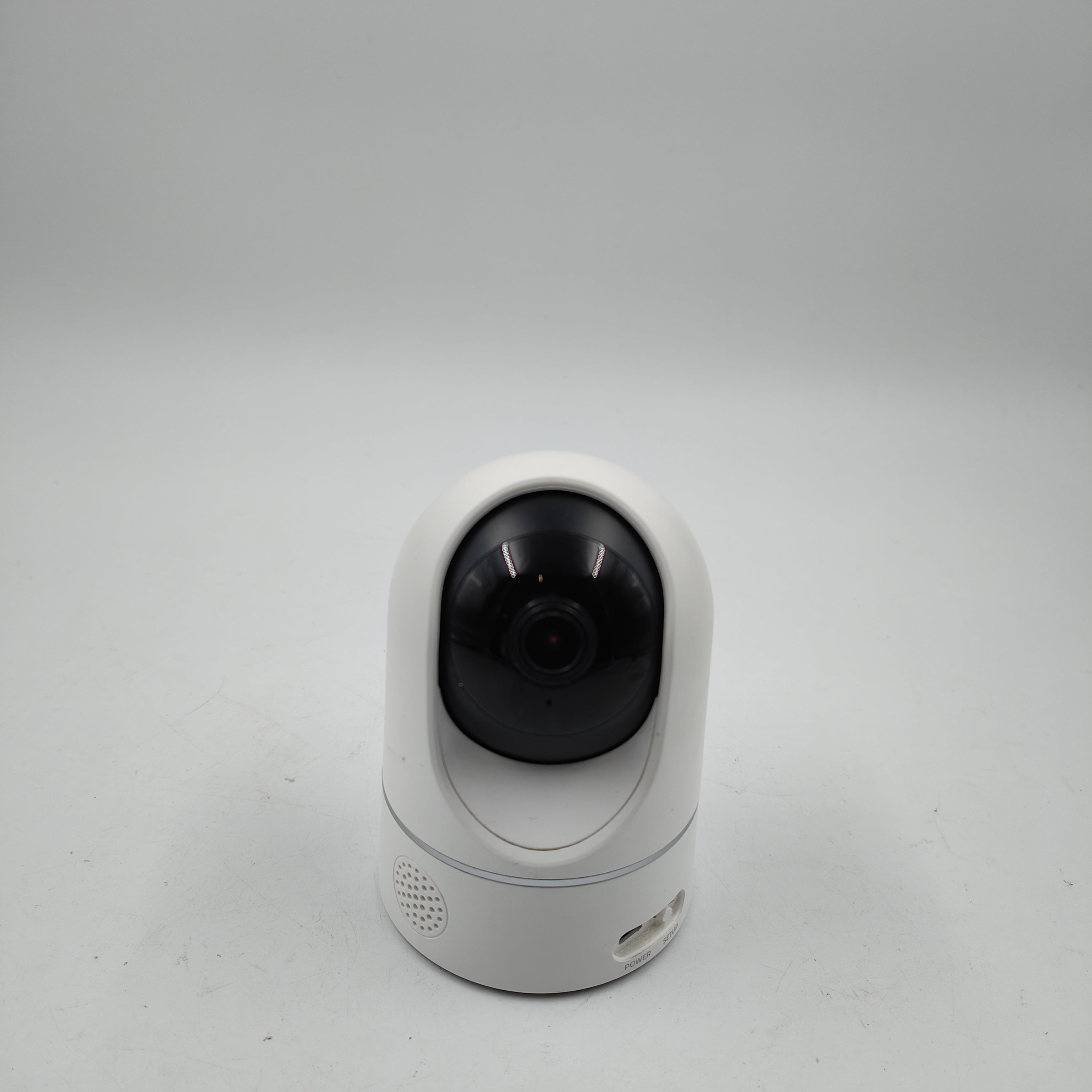Eufy Indoor Cam 2K Pan & Tilt Wit
