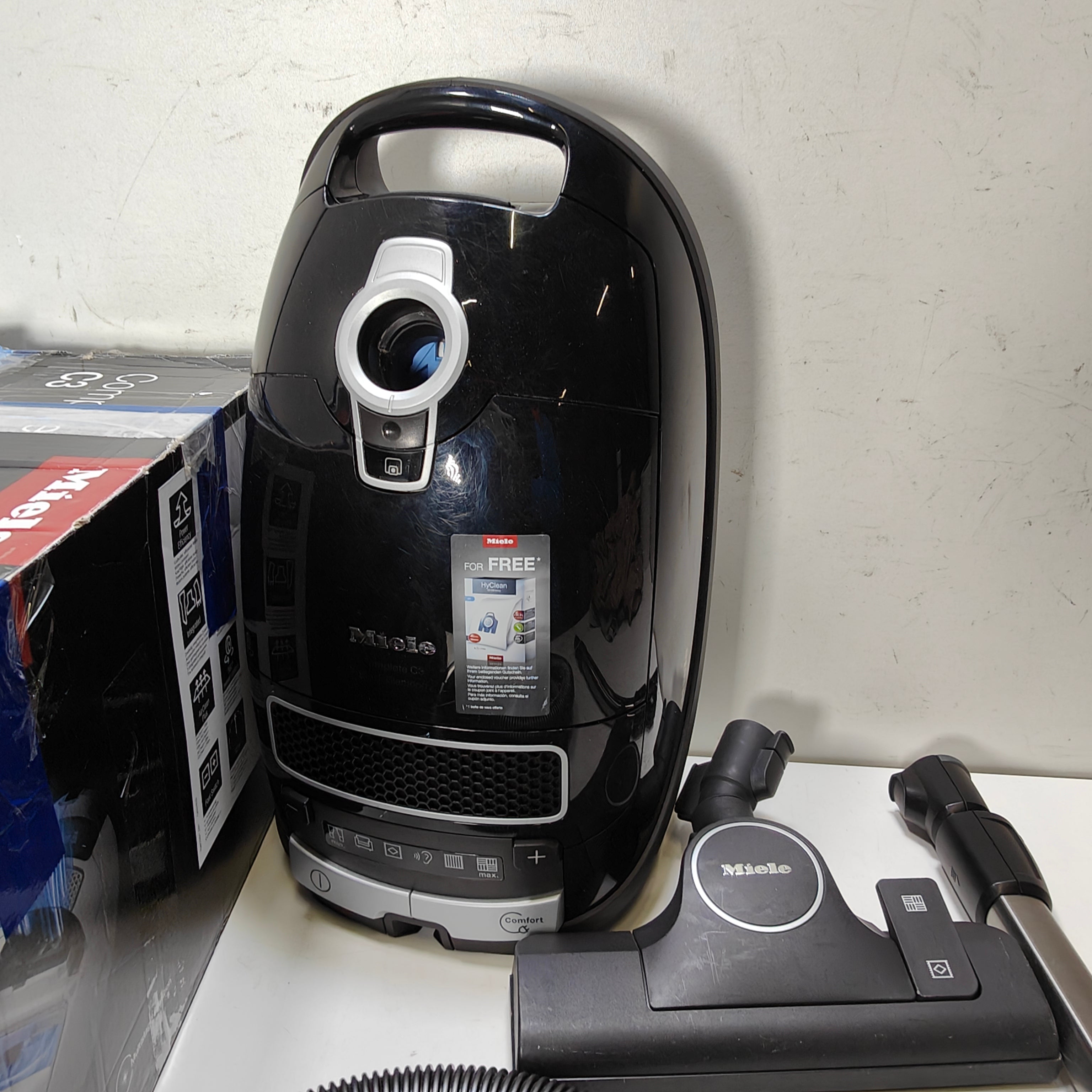 Miele Complete C3 Black Diamond EcoLine Obsidian Black