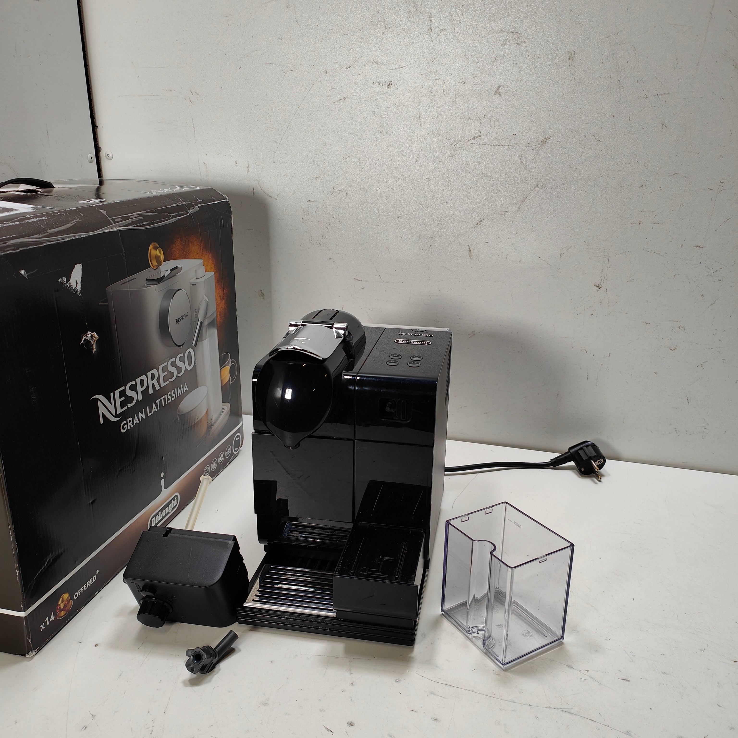 DeLonghi Nespresso Gran Lattissima EN640.B Schwarz