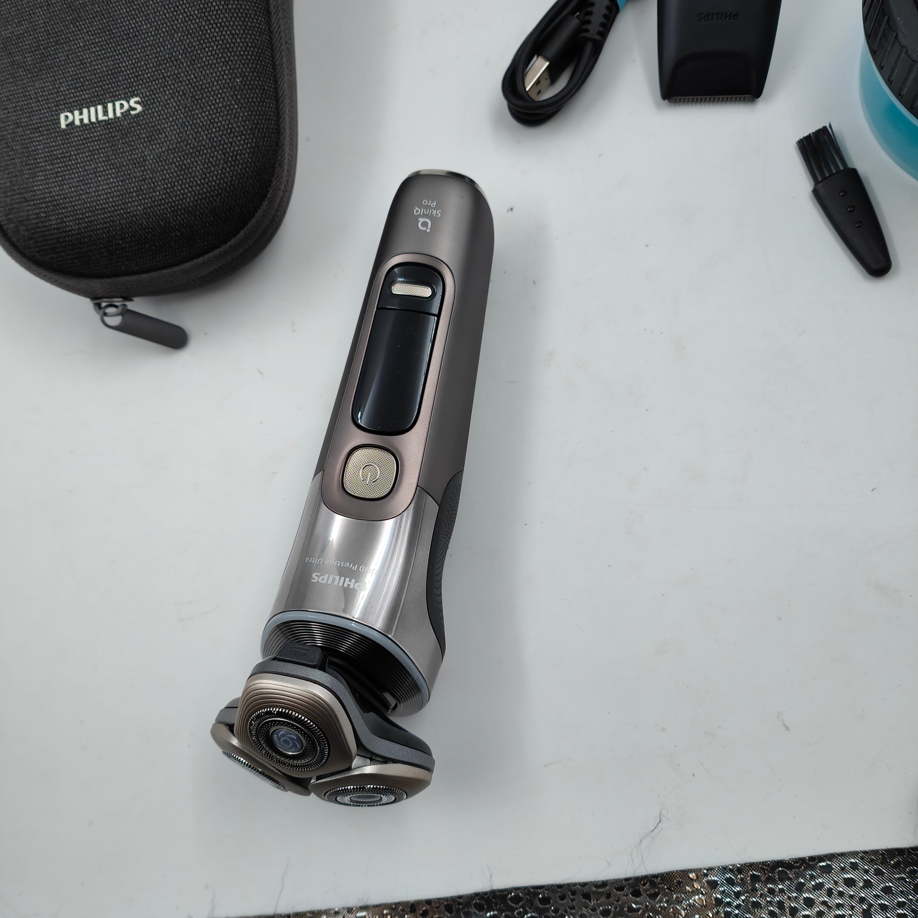 Philips Shaver i9000 Prestige Ultra XP9402/31
