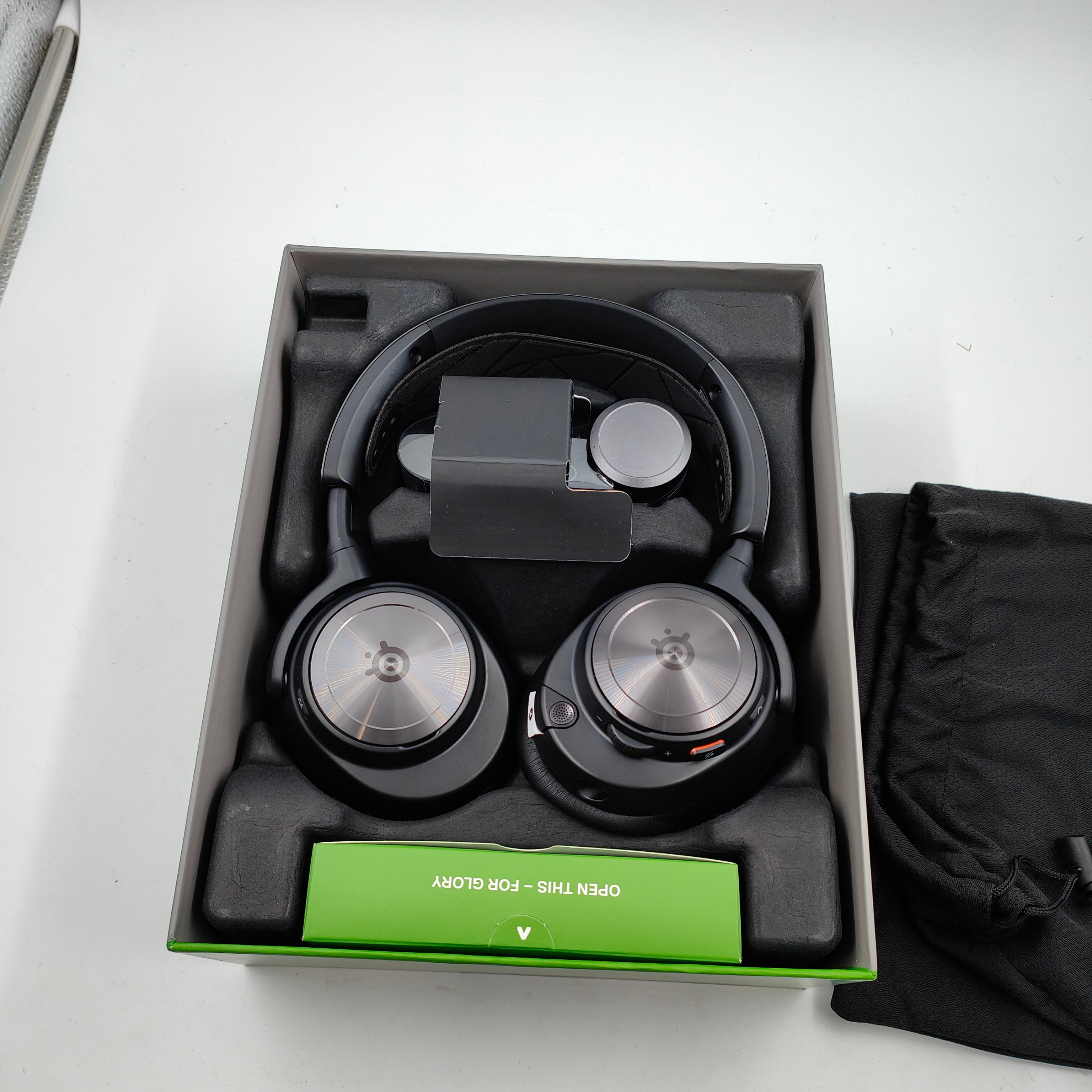 SteelSeries Arctis Nova Pro Wireless X