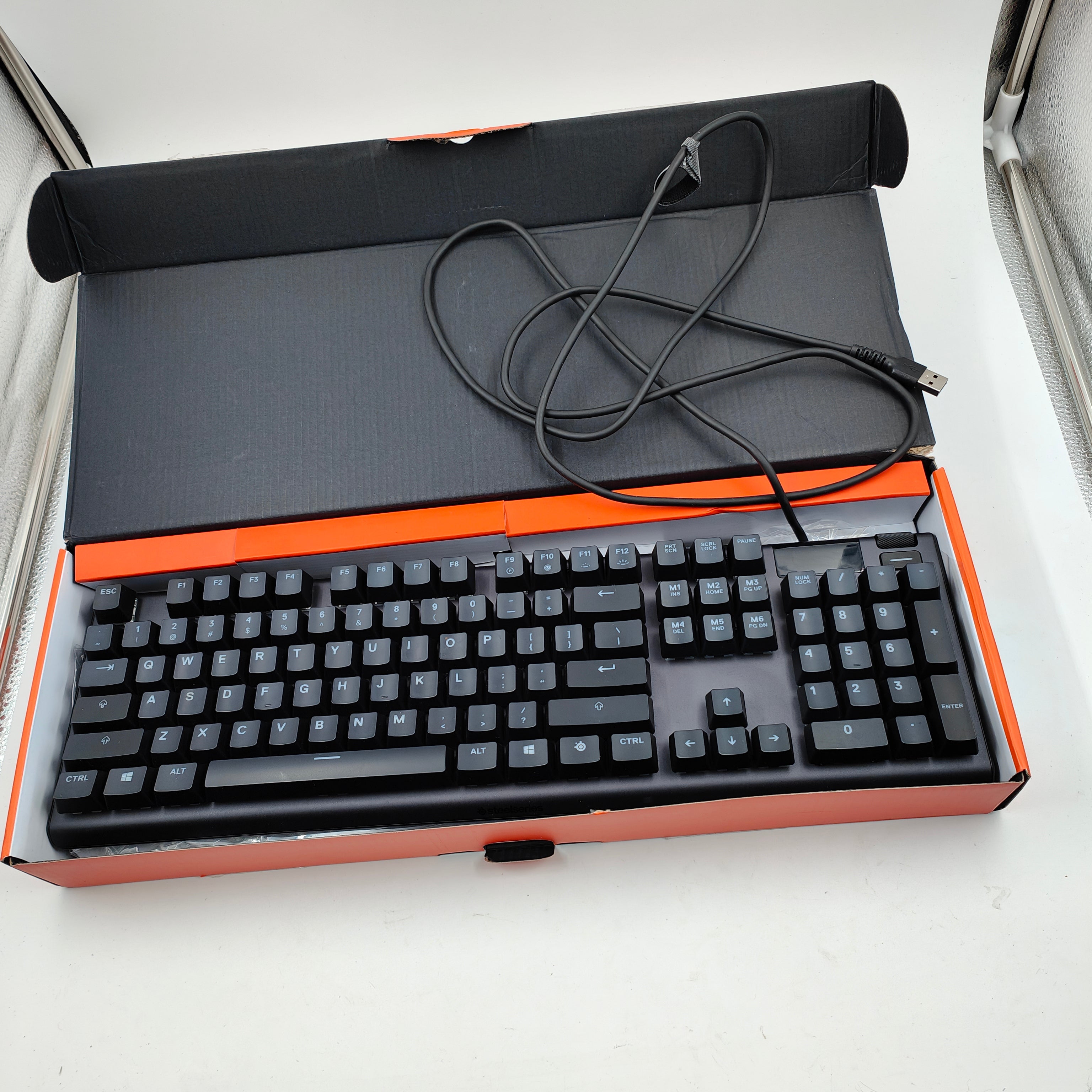 SteelSeries Apex 5 Gaming Toetsenbord QWERTY