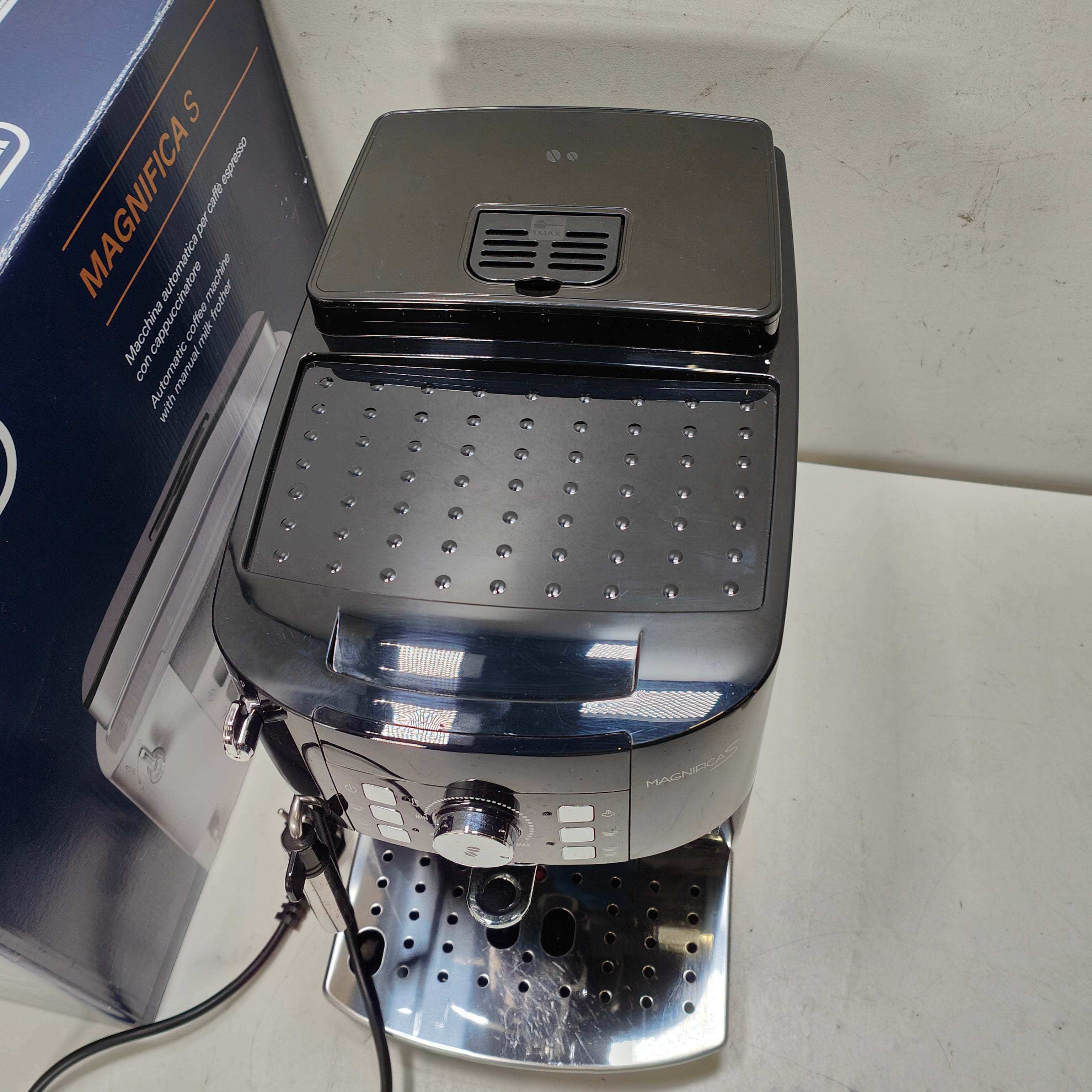 DeLonghi  ECAM 21.117.B Magnifica S