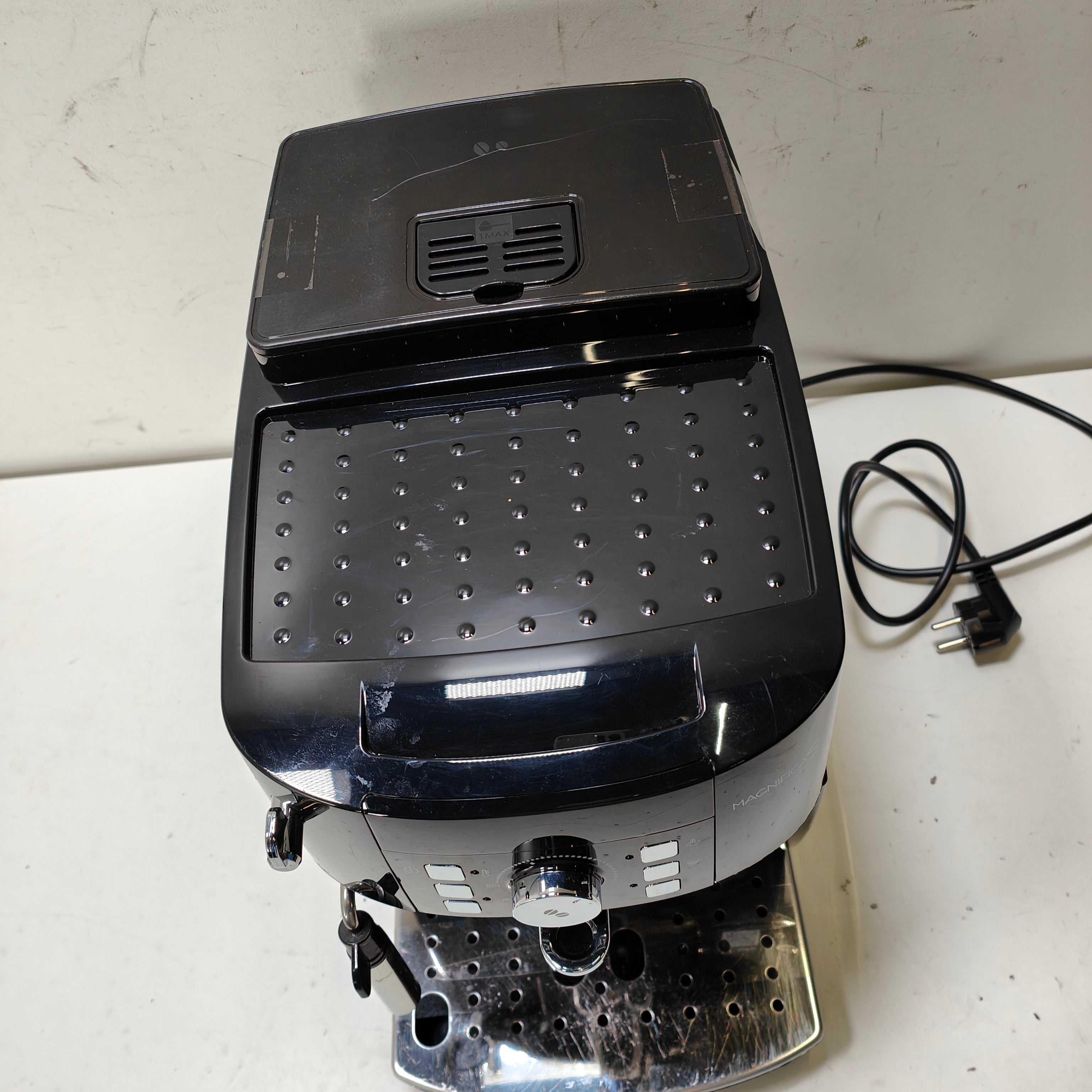 DeLonghi ECAM 21.117.B Magnifica S