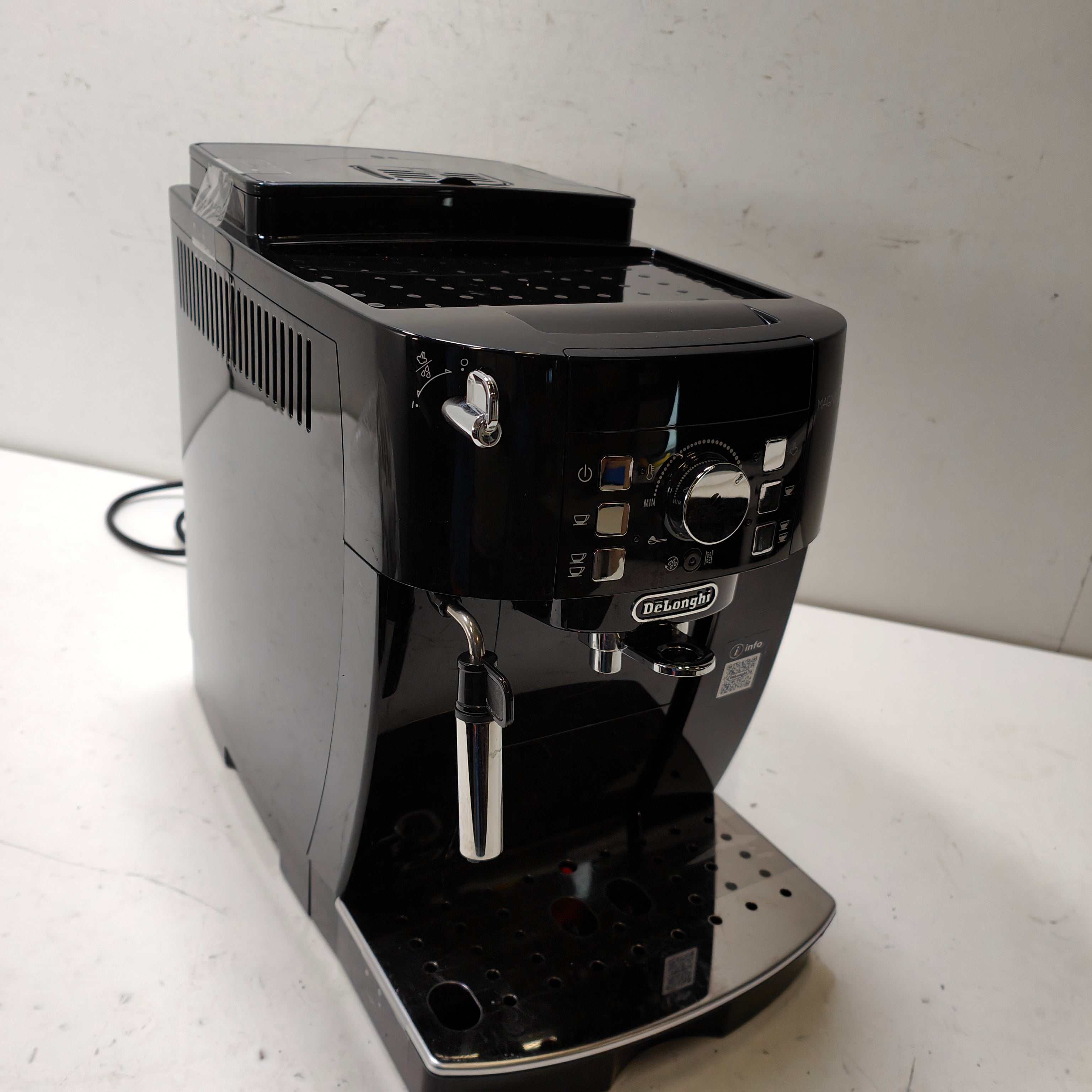 DeLonghi ECAM 21.117.B Magnifica S