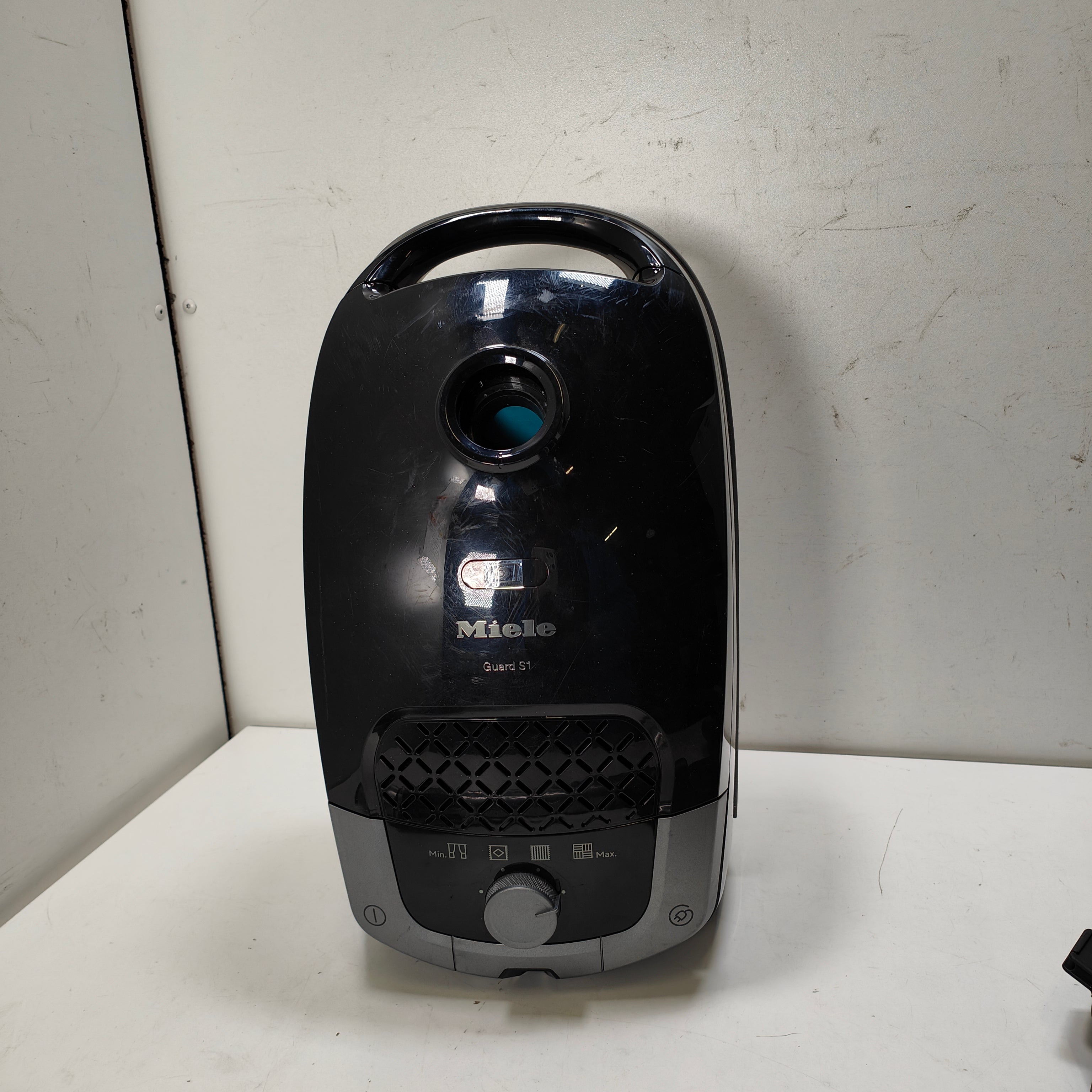 Miele Guard S1 Obsidianschwarz