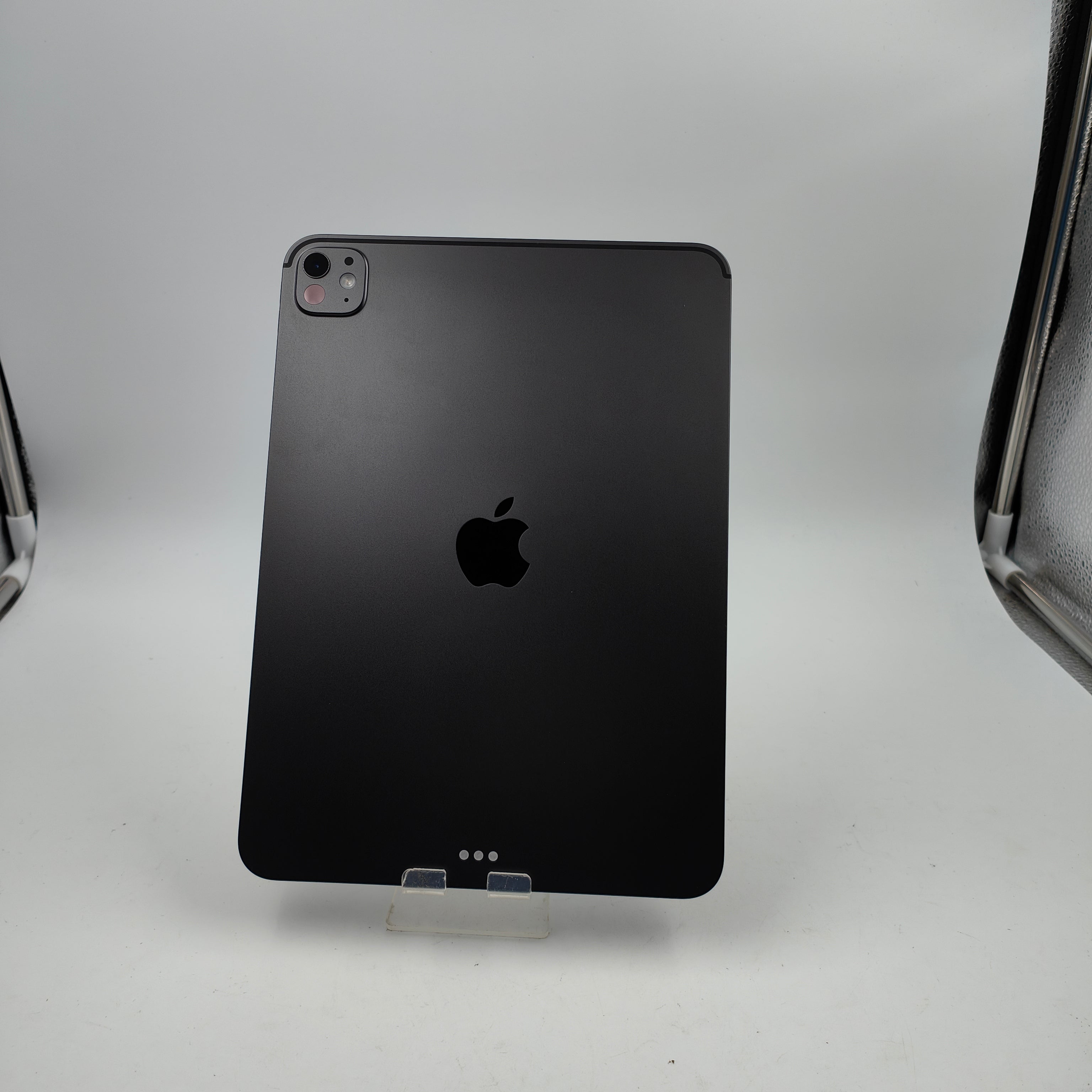 Apple iPad Pro 2025 11 Zoll 256 GB WLAN Schwarz