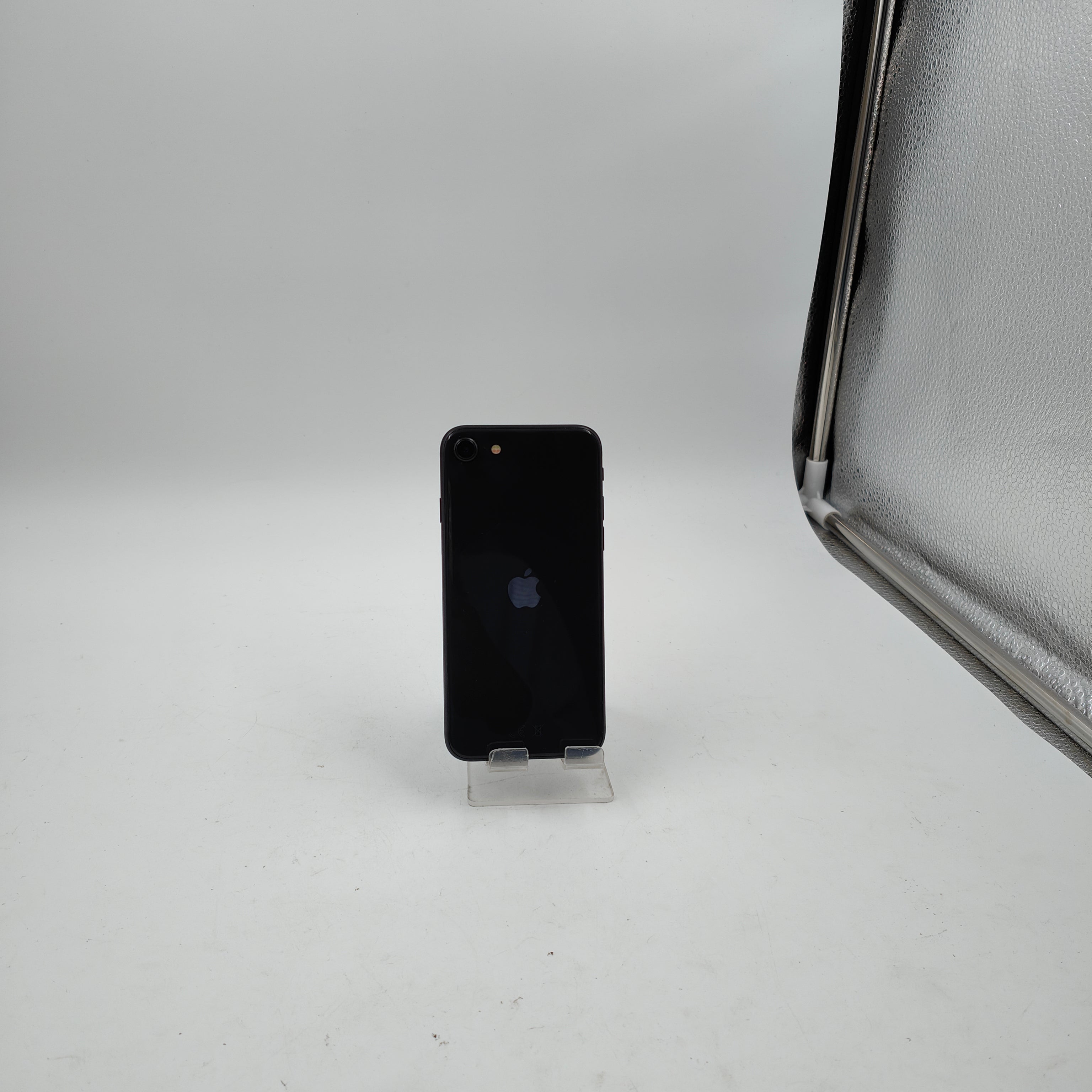 Refurbished iPhone SE 2020 Black 128GB - A