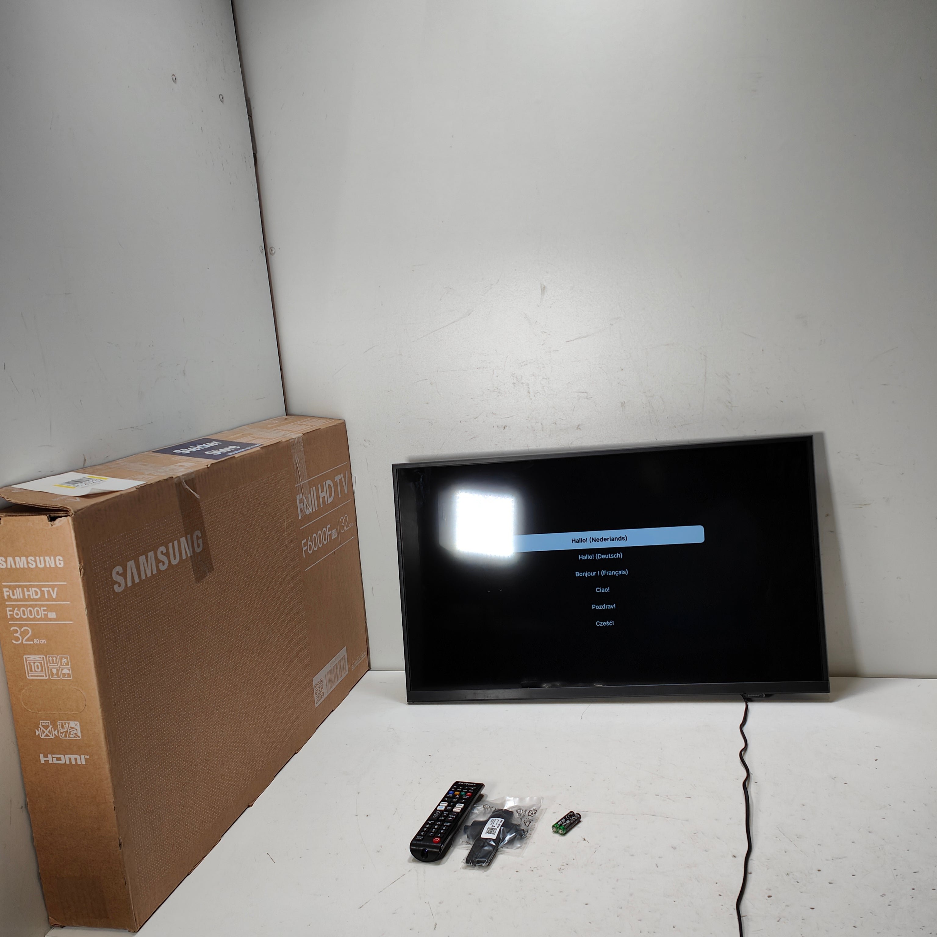 Samsung Samsung 32" Full HD F6000F (2025)