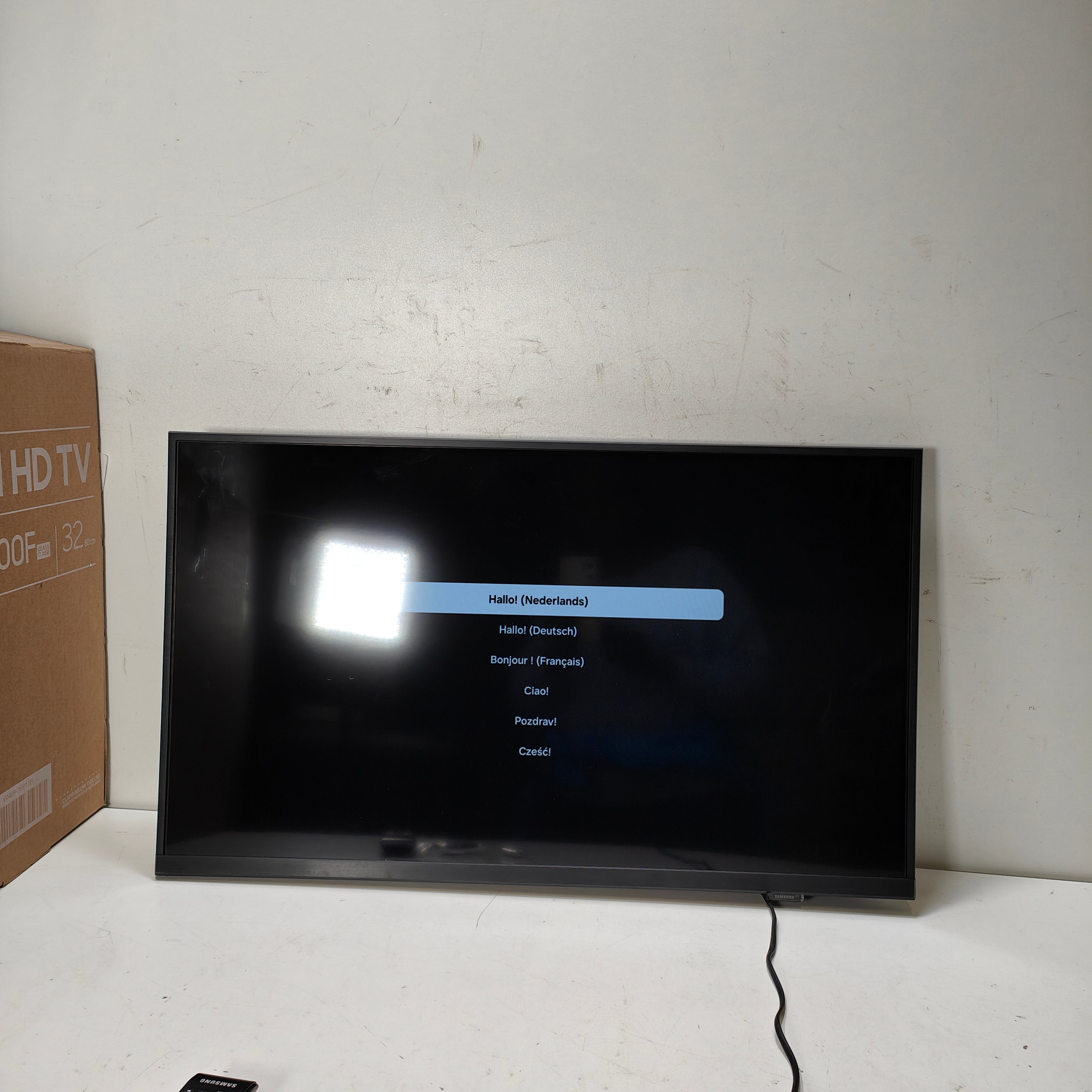 Samsung Samsung 32" Full HD F6000F (2025)