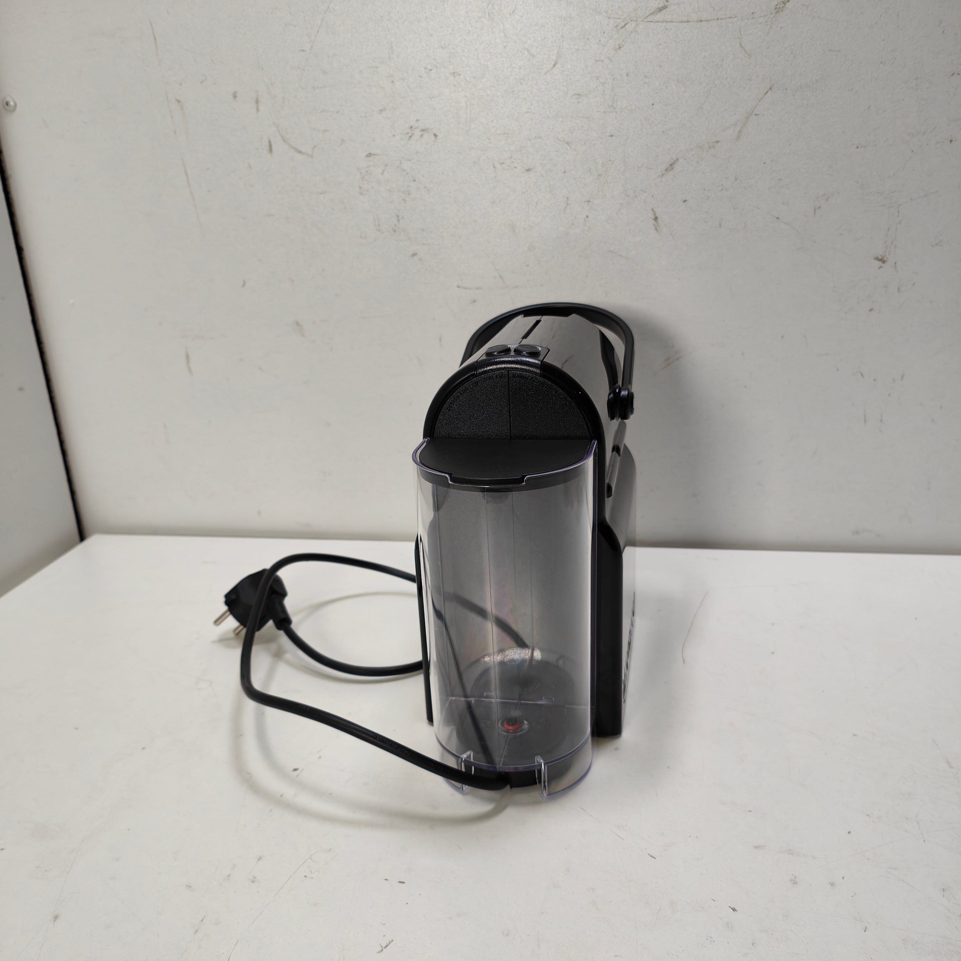 DeLonghi De'Longhi Nespresso Lattissima One EN510.B Schwarz