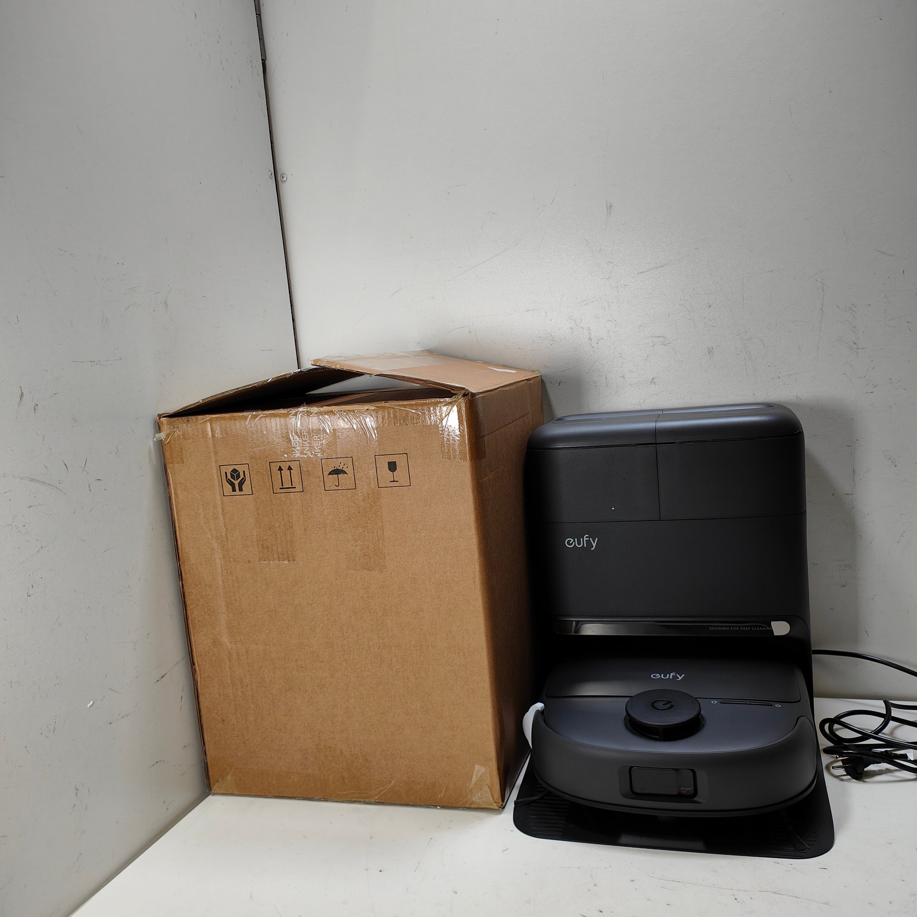 Eufy Omni C28