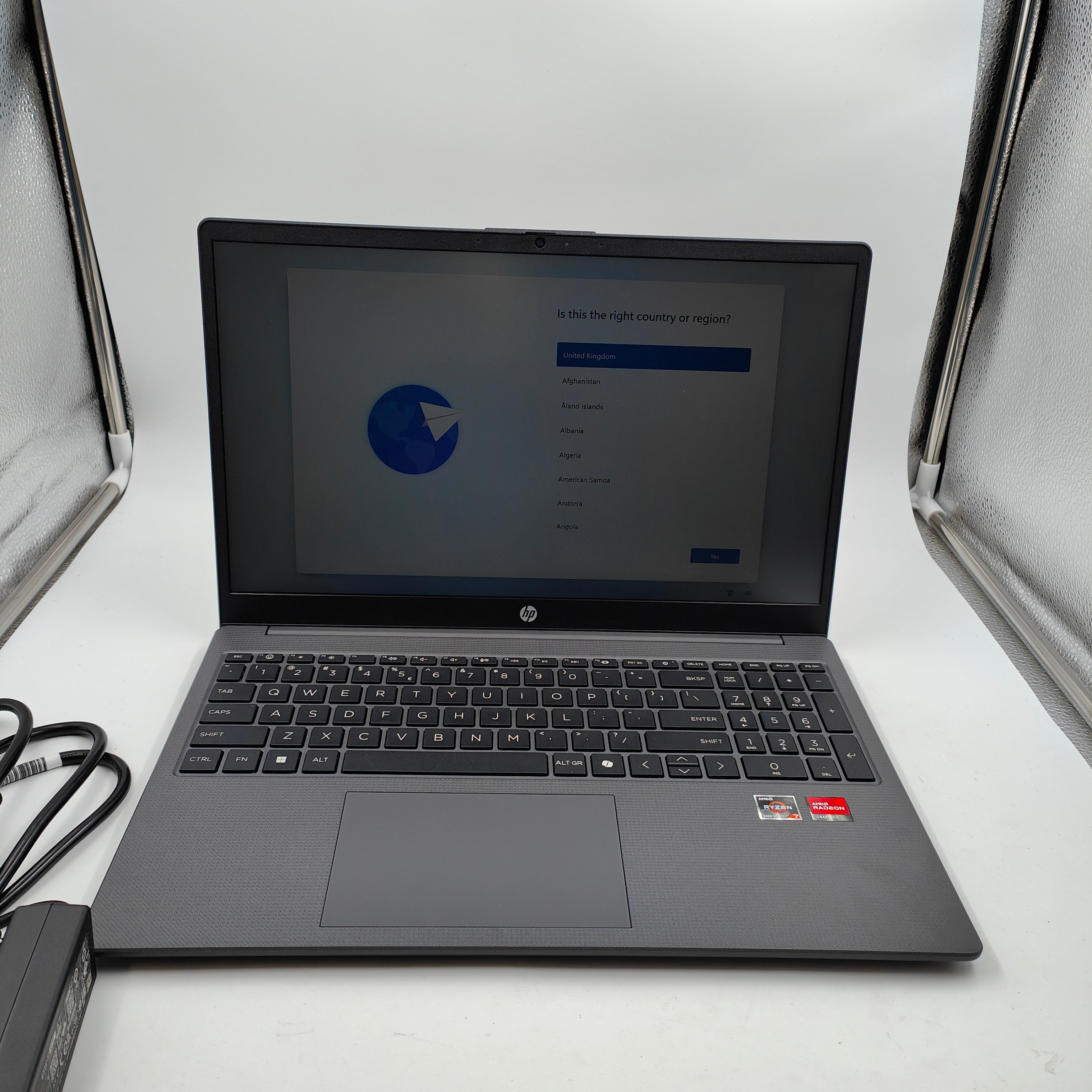 HP Laptop 15-fc0975nd QWERTY