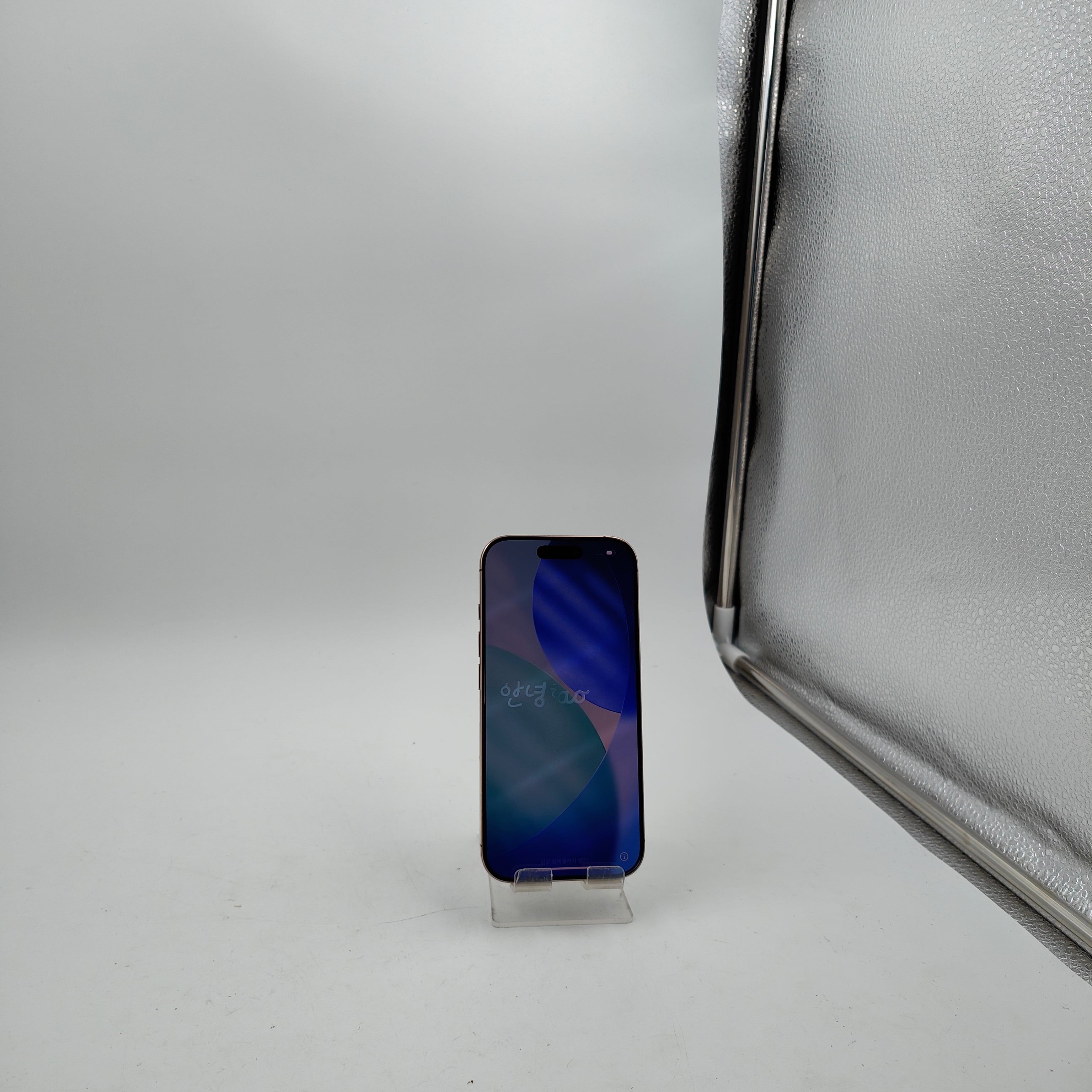 Apple iPhone 16 Pro 256GB Desert Titanium