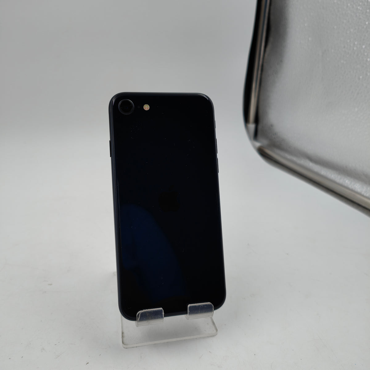 Generalüberholtes iPhone SE (2022) 64 GB Black