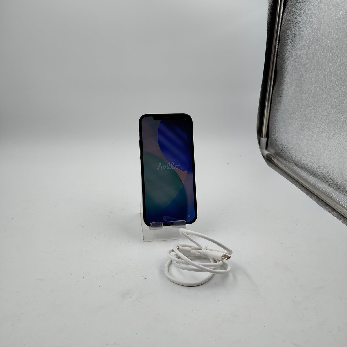 Refurbished iPhone 12 Black 128GB