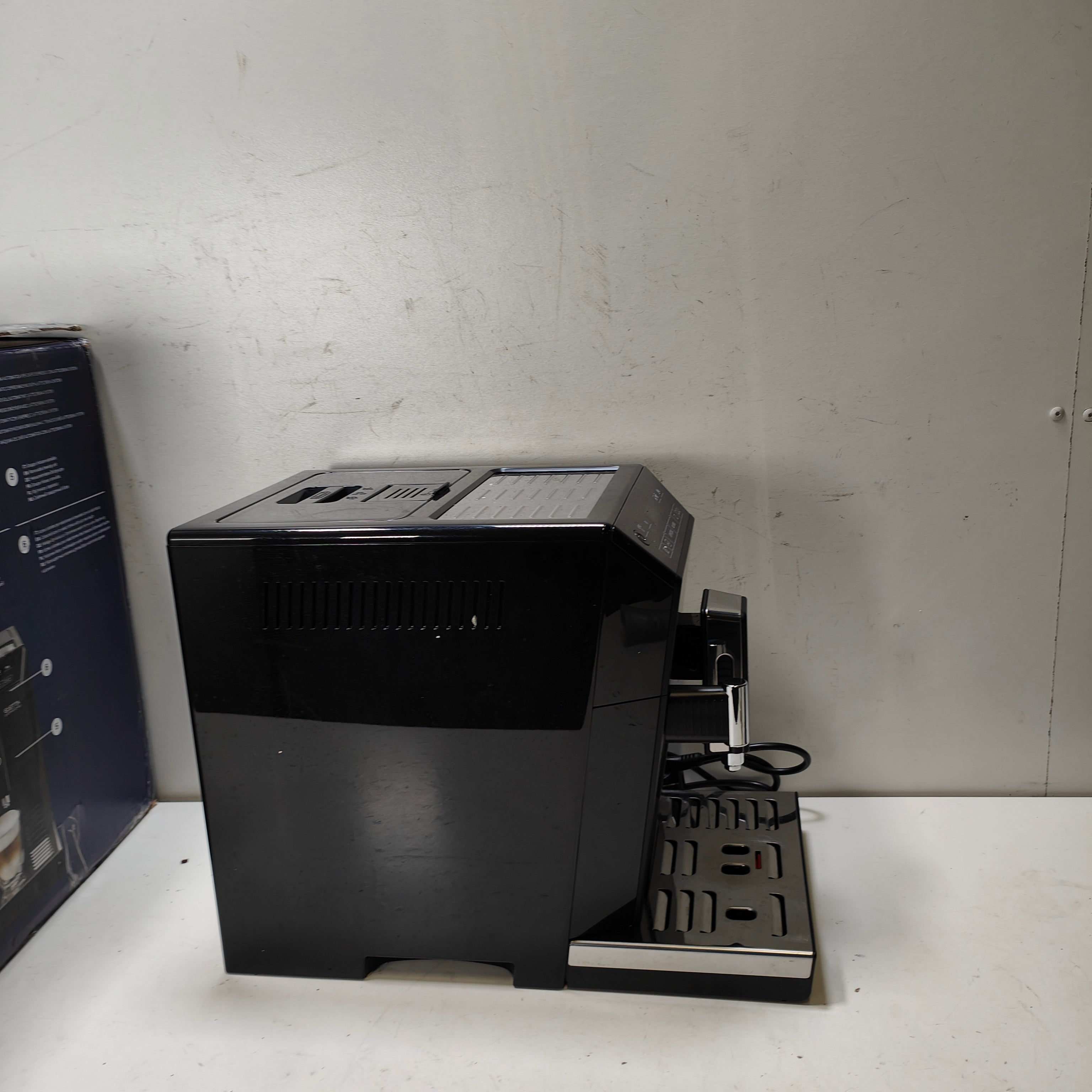 DeLonghi ECAM44.660.B Eletta