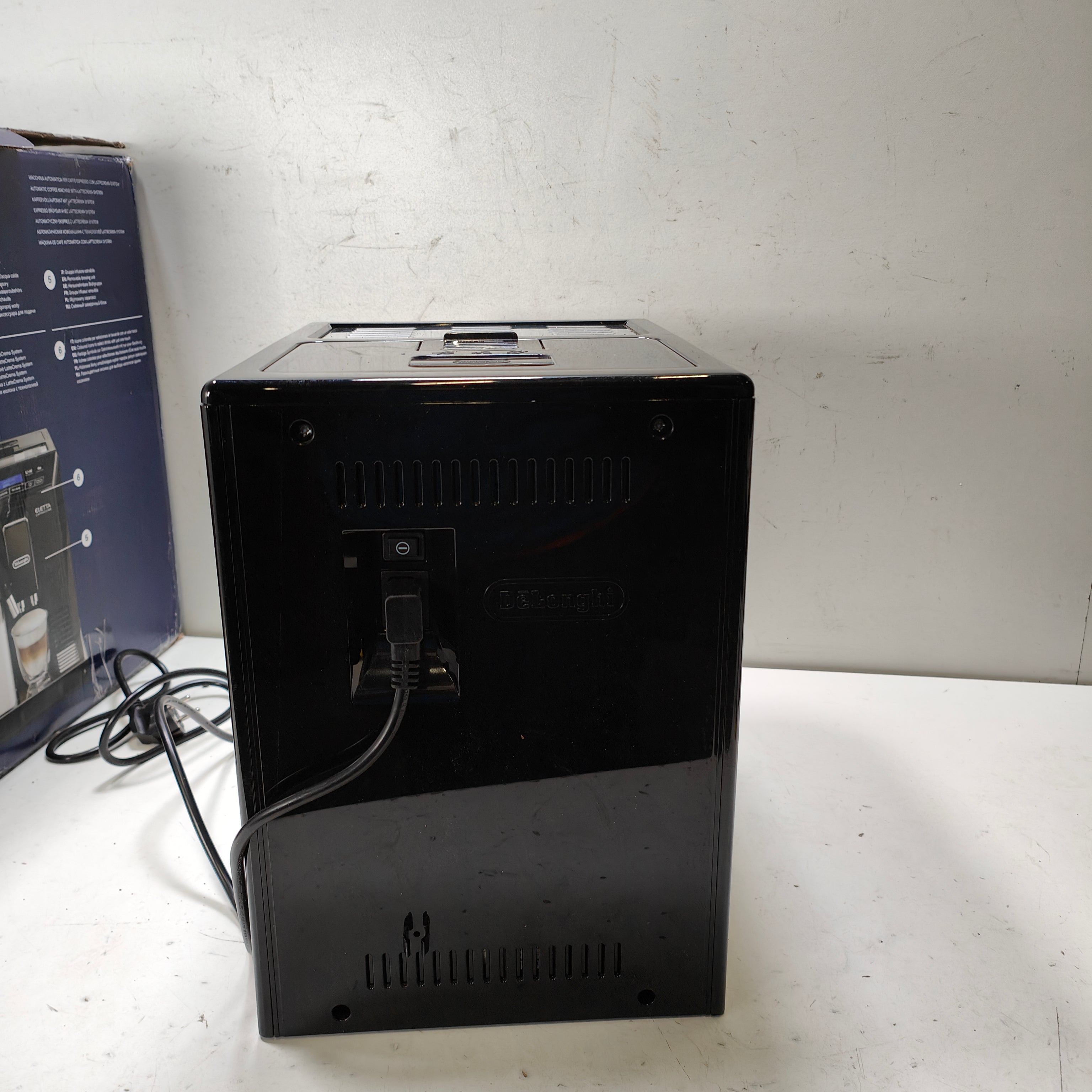 DeLonghi ECAM44.660.B Eletta