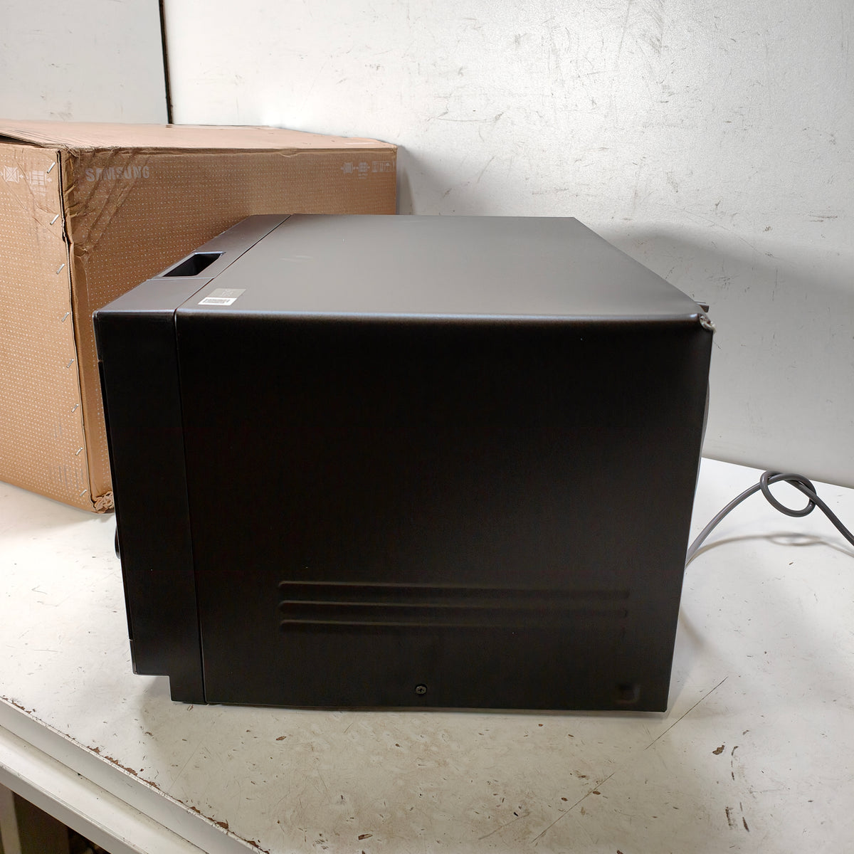Samsung MS32DG4504AGE1
