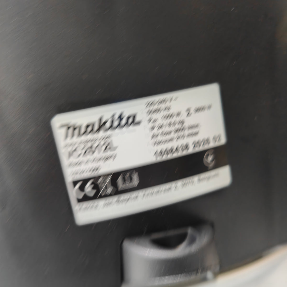 Makita VC2512L