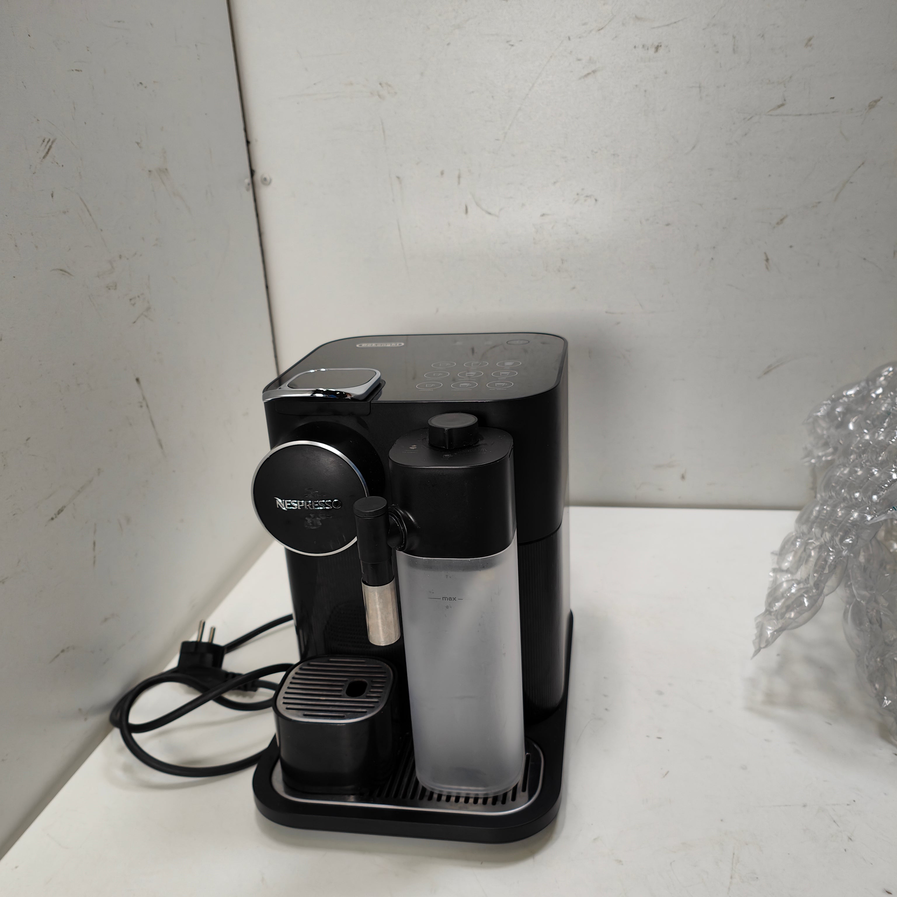 DeLonghi  Nespresso Gran Lattissima EN640.B Zwart