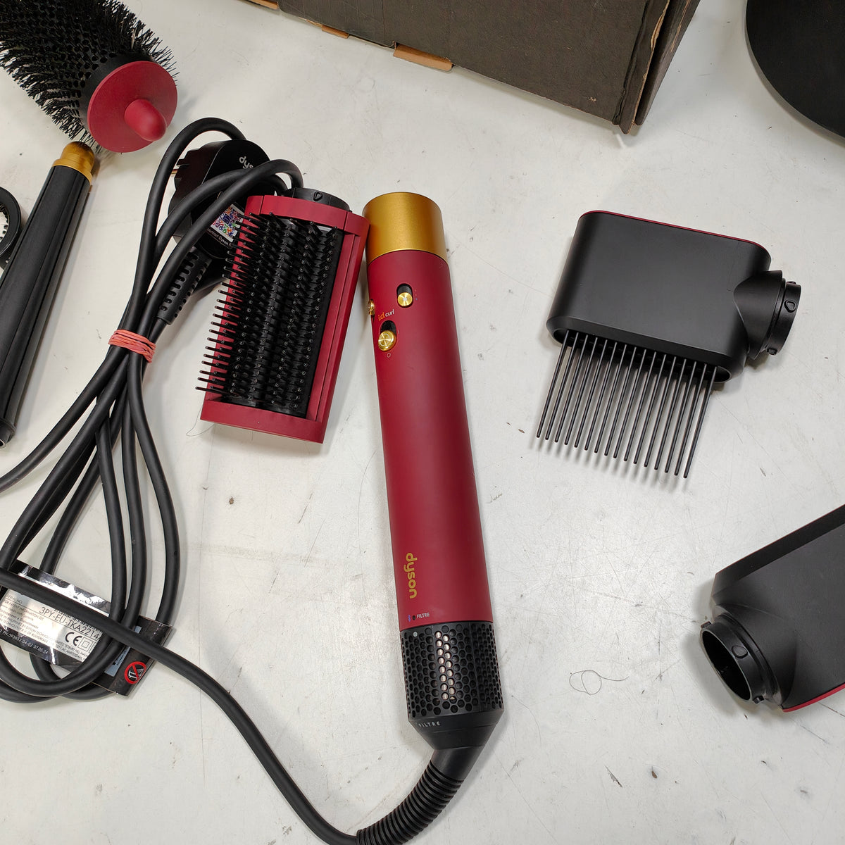 Dyson Airwrap I.D. Curly + Coily (Red Velvet/Gold)