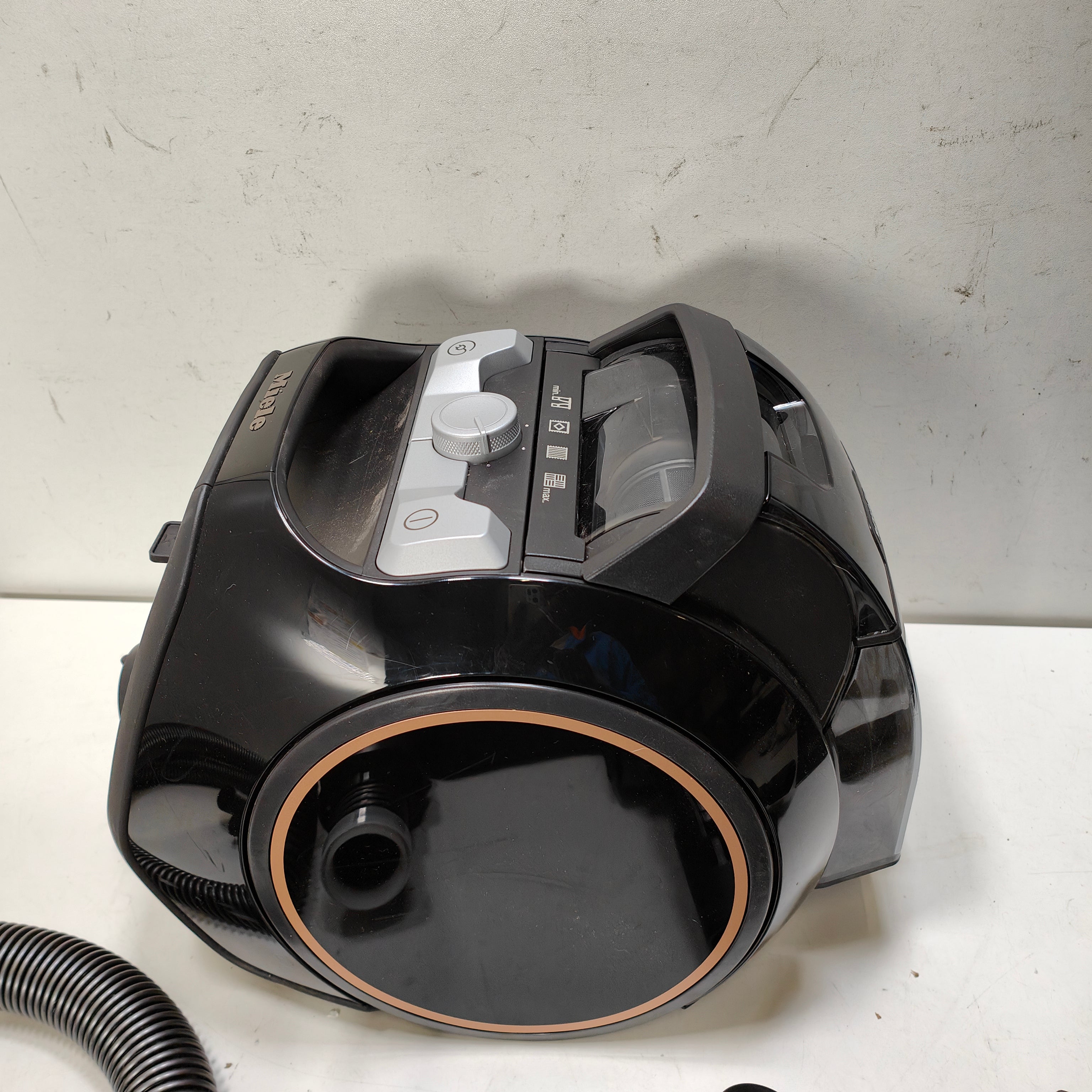 Miele Boost CX1 Cat & Dog Obsidianschwarz