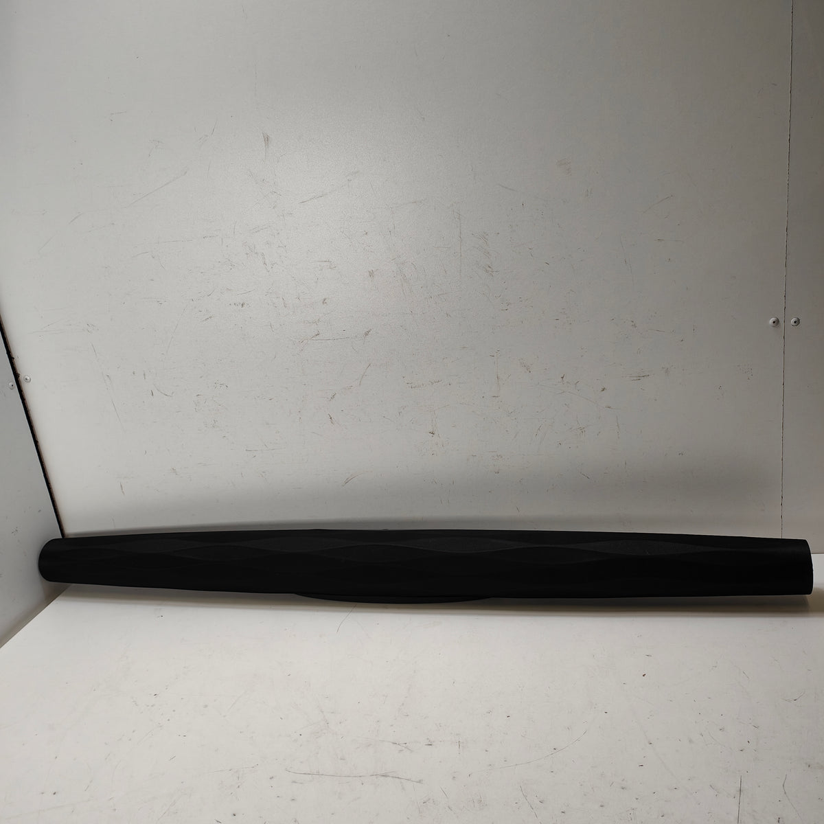 Bowers & Wilkins Formation Bar