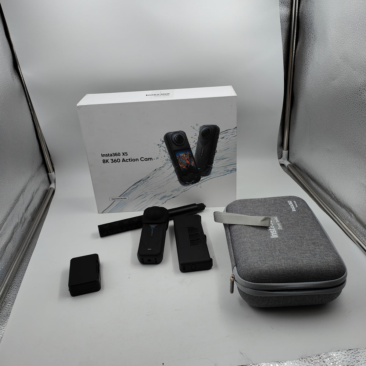 Insta360 X5 Essentials Bundle Zwart