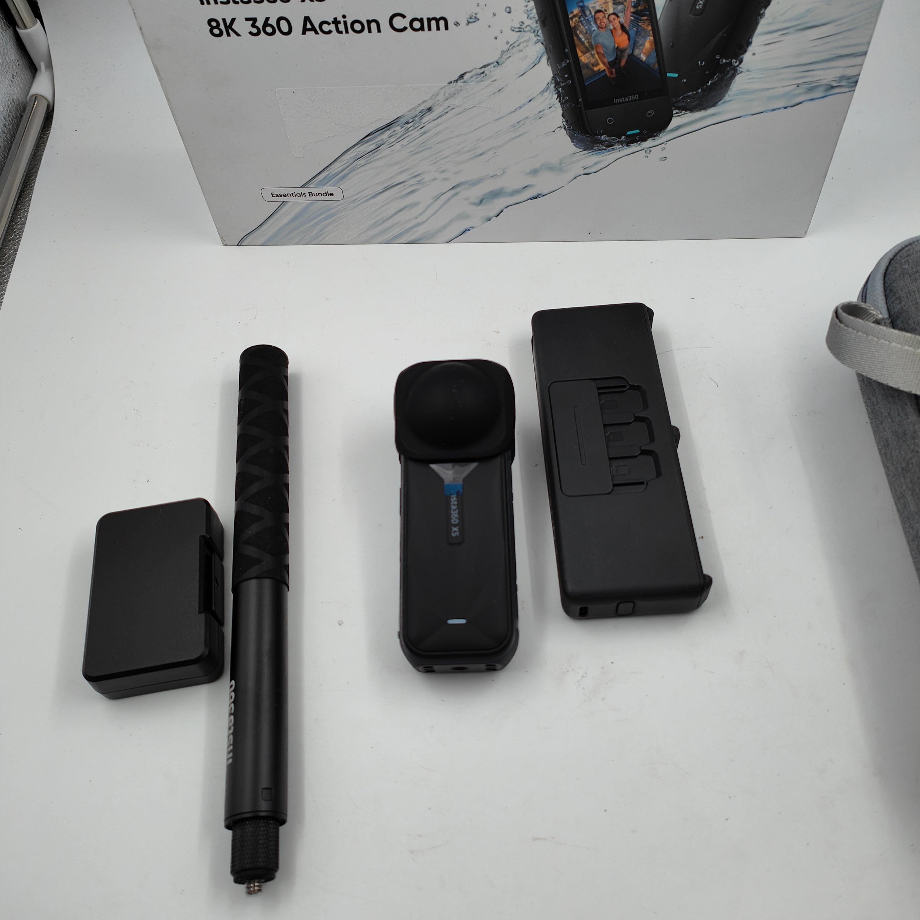 Insta360 X5 Essentials Bundle Zwart