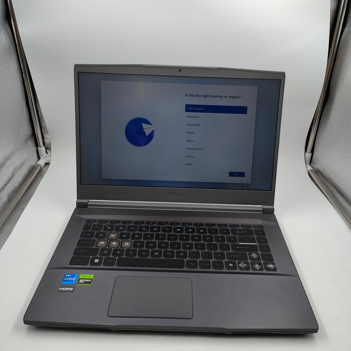 MSI Thin 15 B13VE-2051NL QWERTY