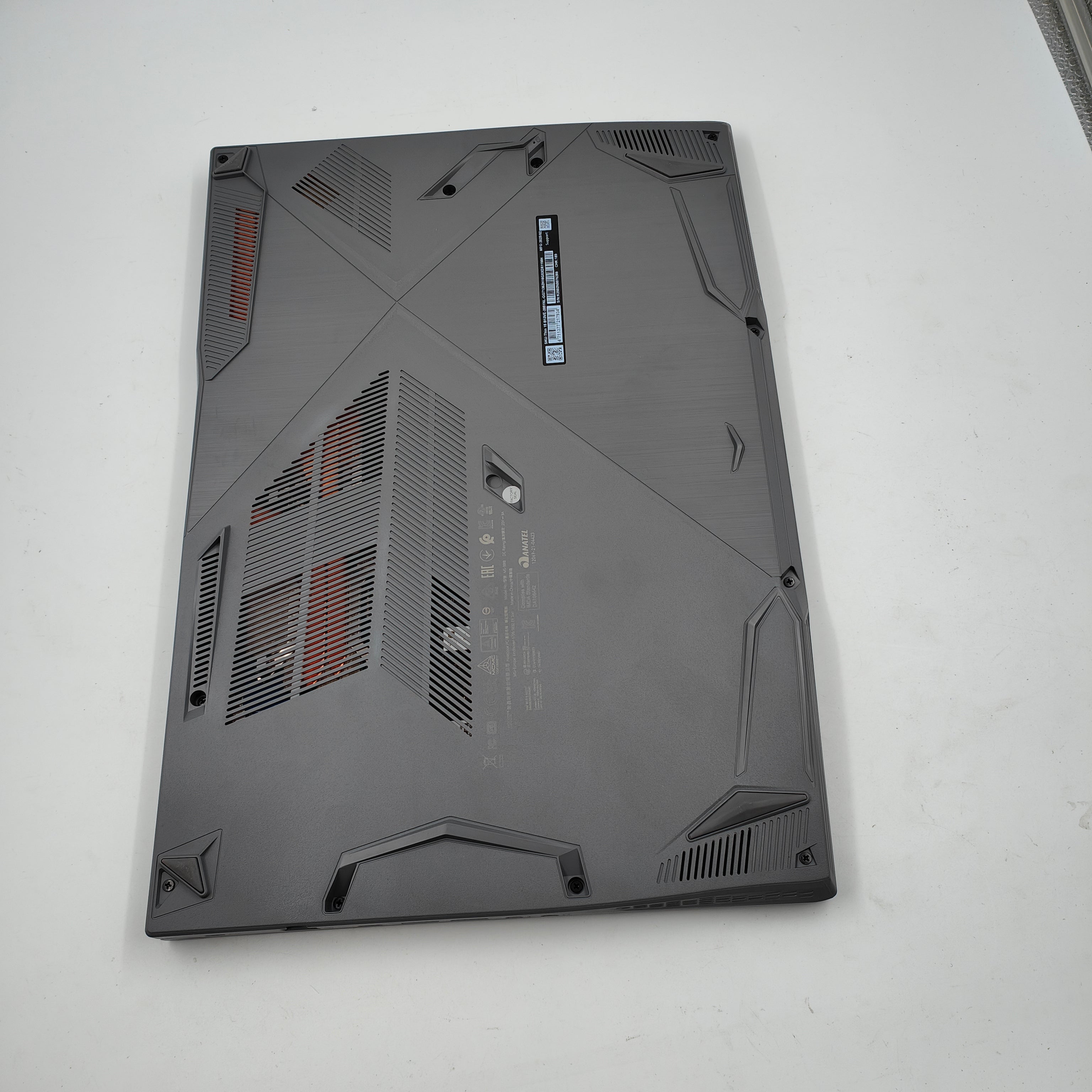 MSI Thin 15 B13VE-2051NL QWERTY