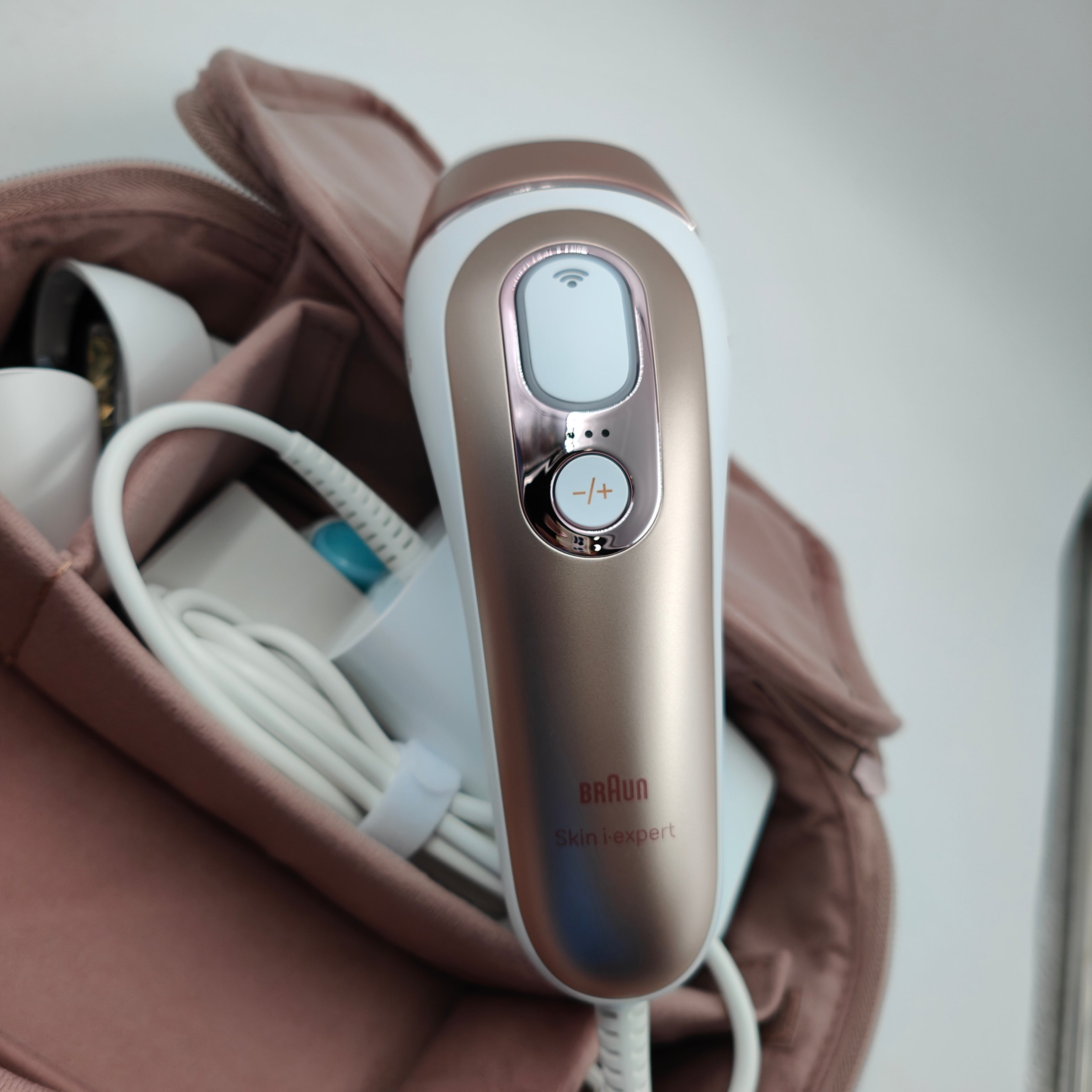Braun Smart IPL Skin i·expert Pro 7 PL7432