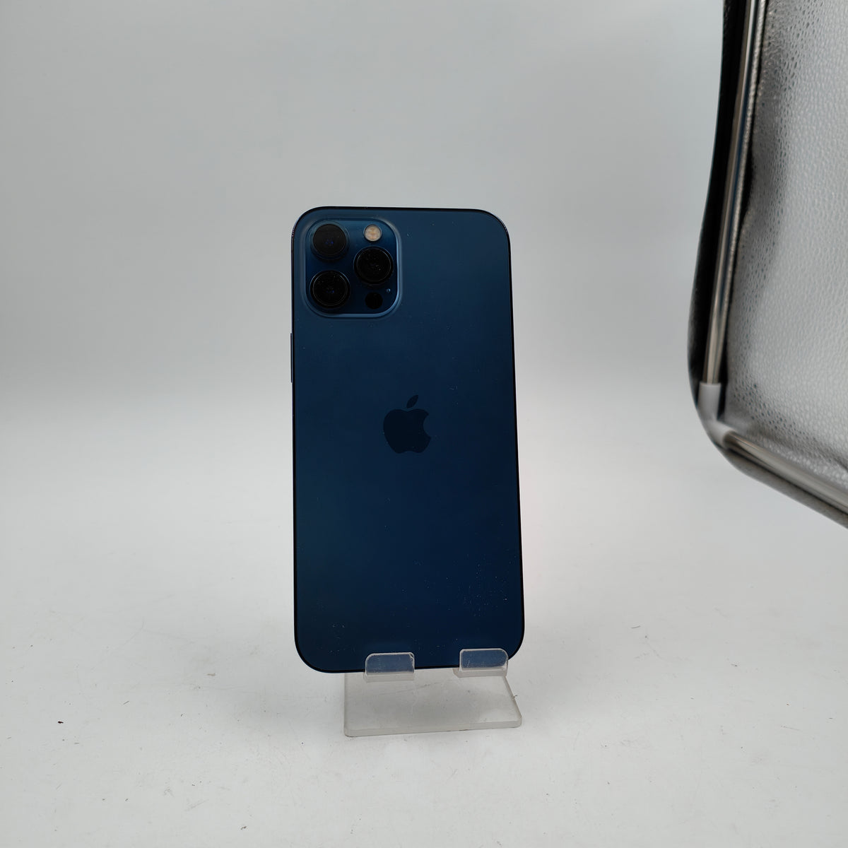 iPhone 12 Pro Max reconditionné 256 Go bleu Pacifique