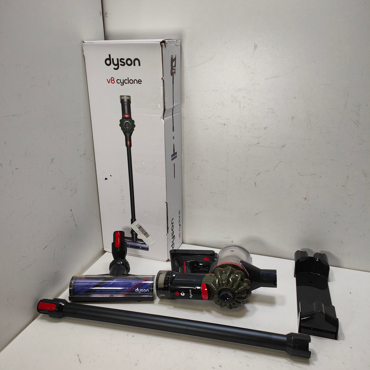 Dyson V8 Cyclone