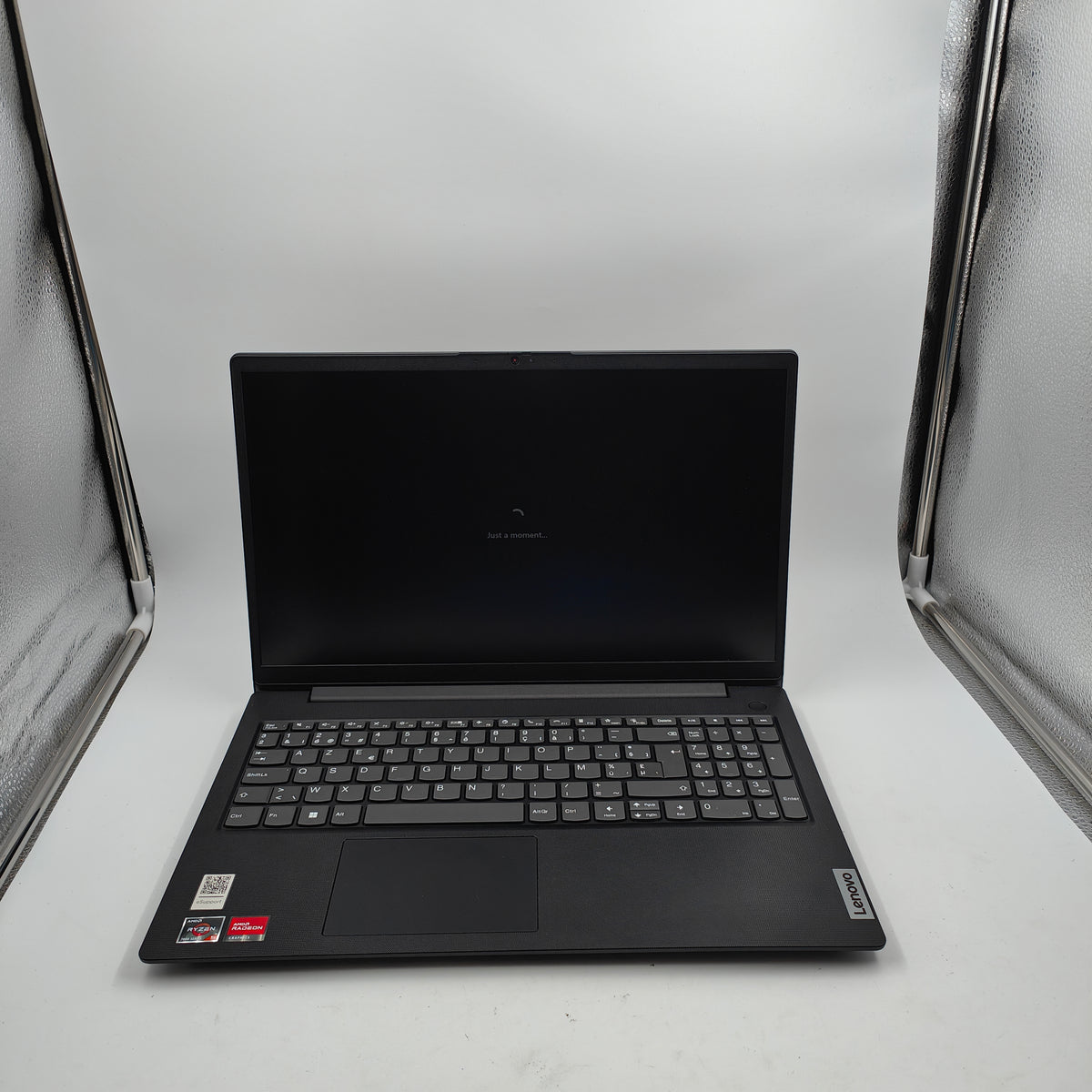 Lenovo V15 G4 AMN - 82YU00UBMB Azerty