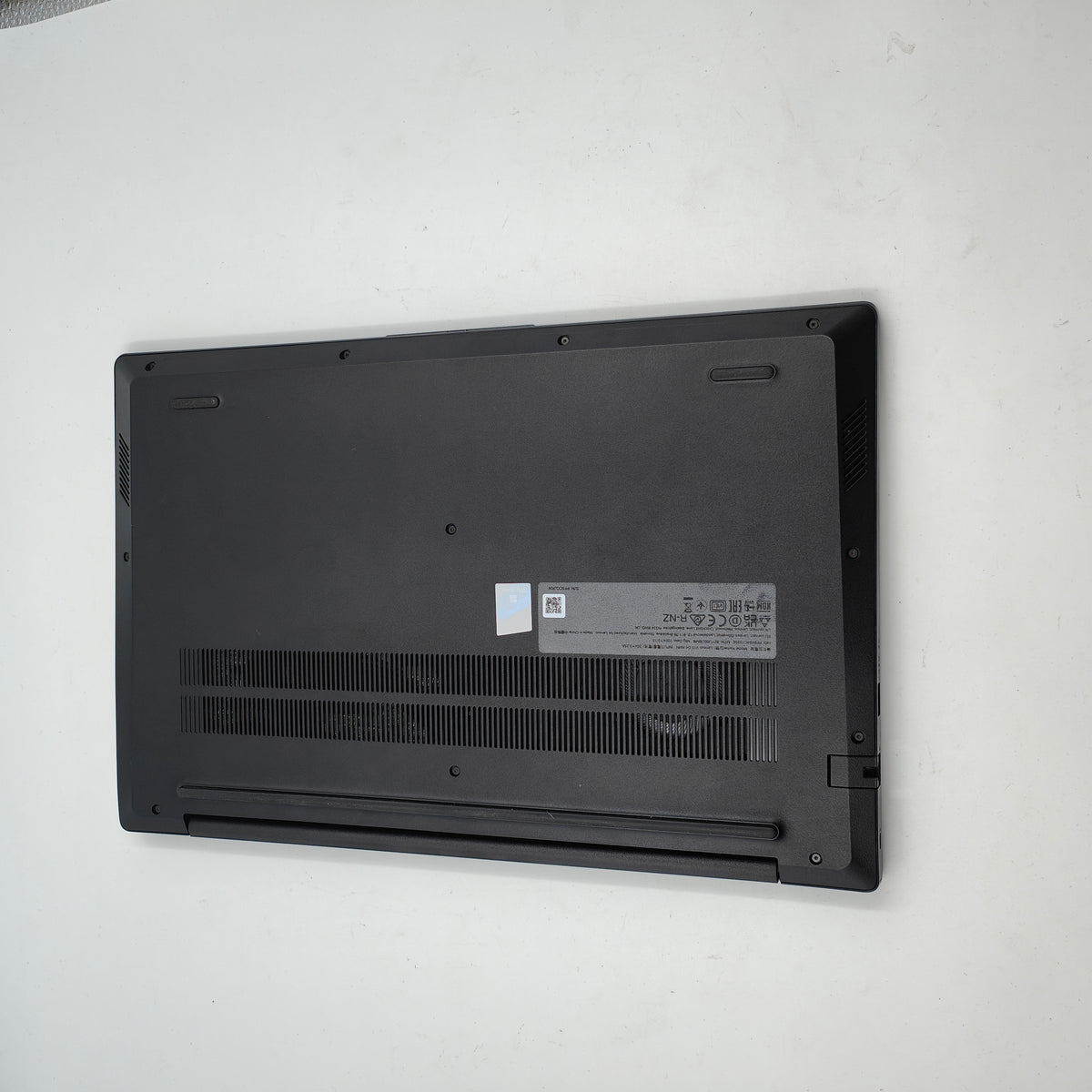 Lenovo V15 G4 AMN - 82YU00UBMB Azerty