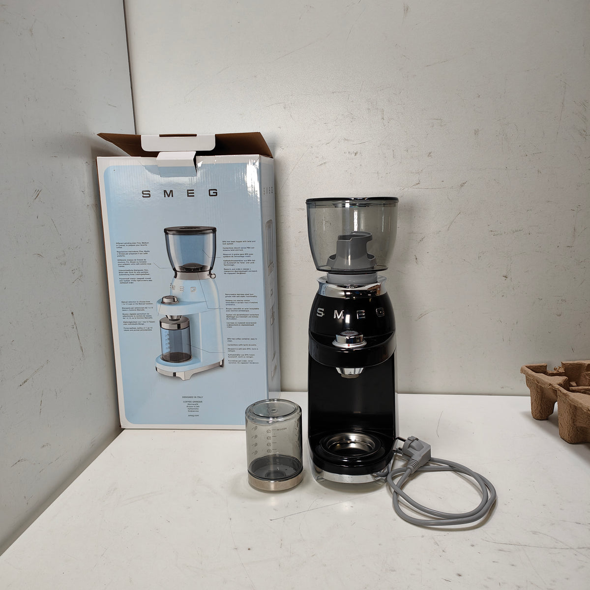 SMEG CGF11BLEU Schwarz