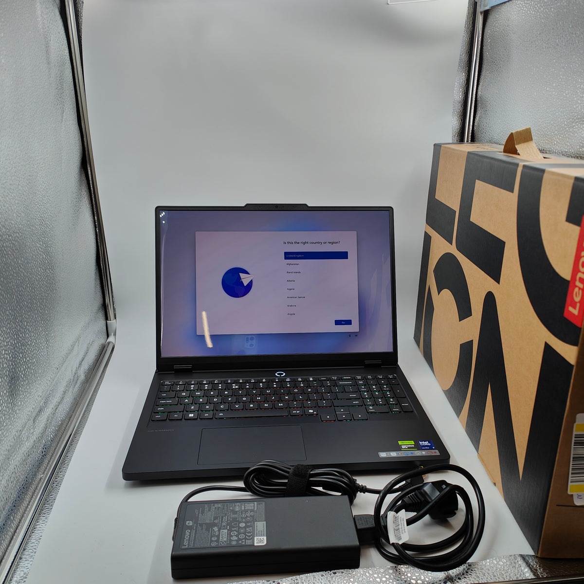 Lenovo Legion Pro 5 16IAX10 83F3004EMH