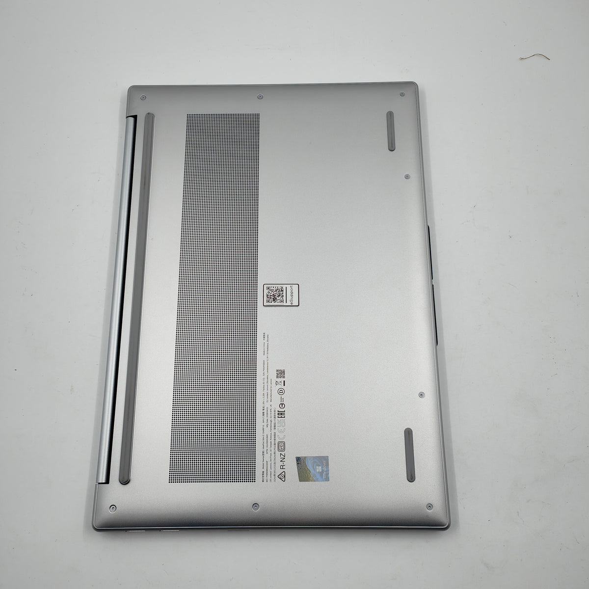 Lenovo IdeaPad Slim 5 15ARP10 83J3004QMH