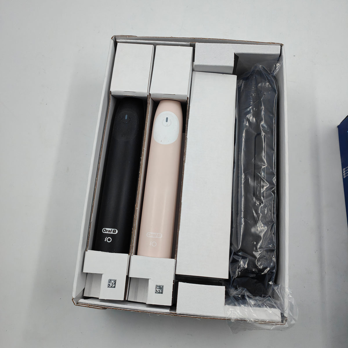 Oral-B iO 2 Schwarz und Pink Doppelpack