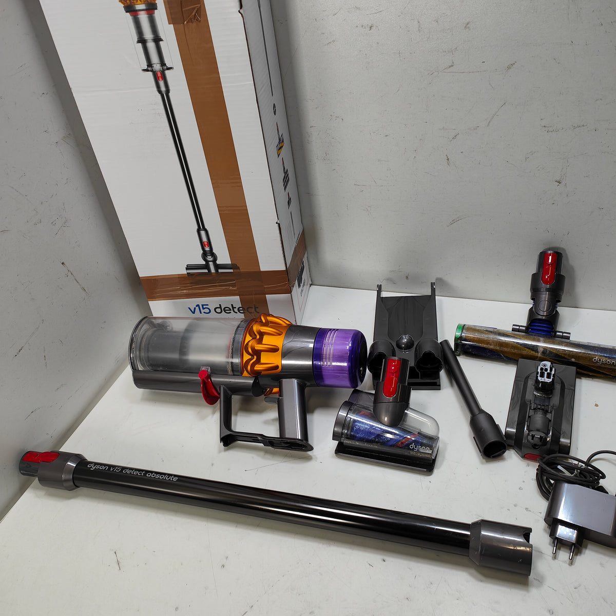Dyson V15 Detect Absolute