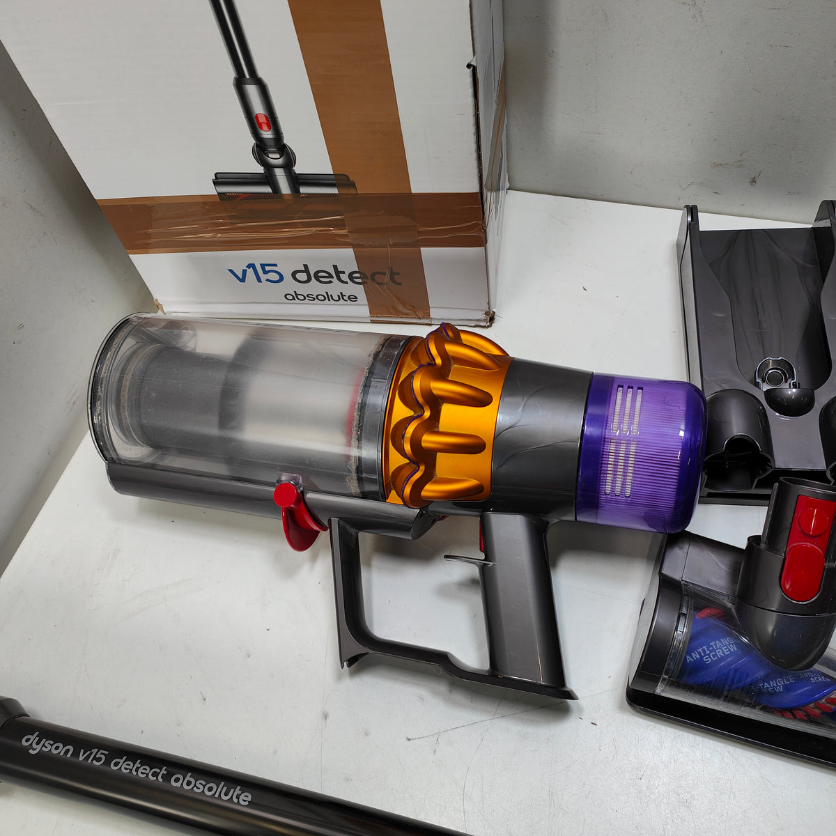 Dyson V15 Detect Absolute