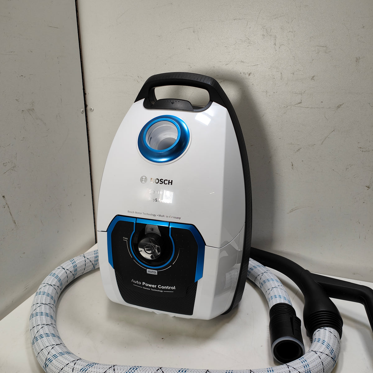 Bosch Serie 8 In'genius ProSilence BGL8SIL5