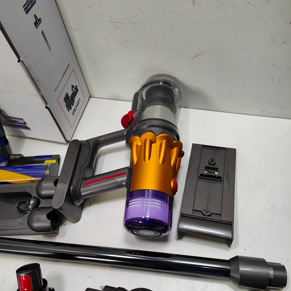 Dyson V12 Detect Slim Absolute