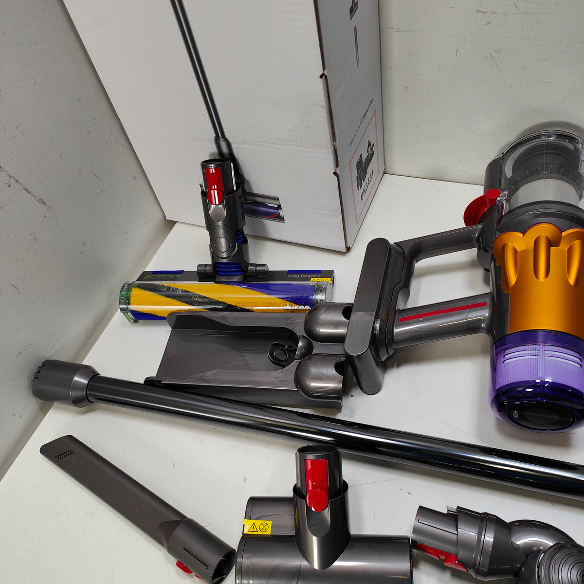 Dyson V12 Detect Slim Absolute
