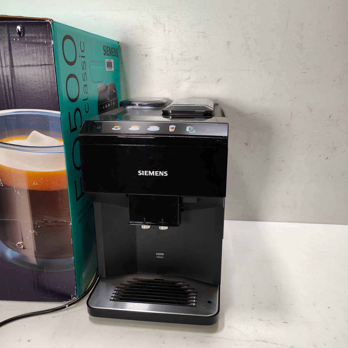 Siemens machine à café automatique EQ500 Classic TP511R09