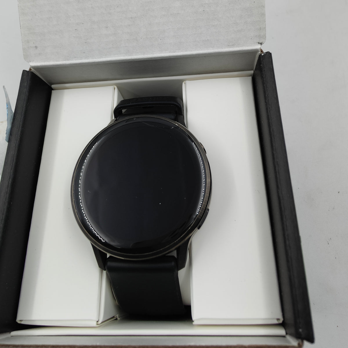 Garmin Venu 4 (45mm), GPS, Wi-Fi, Noir avec Slate + Noir, WW